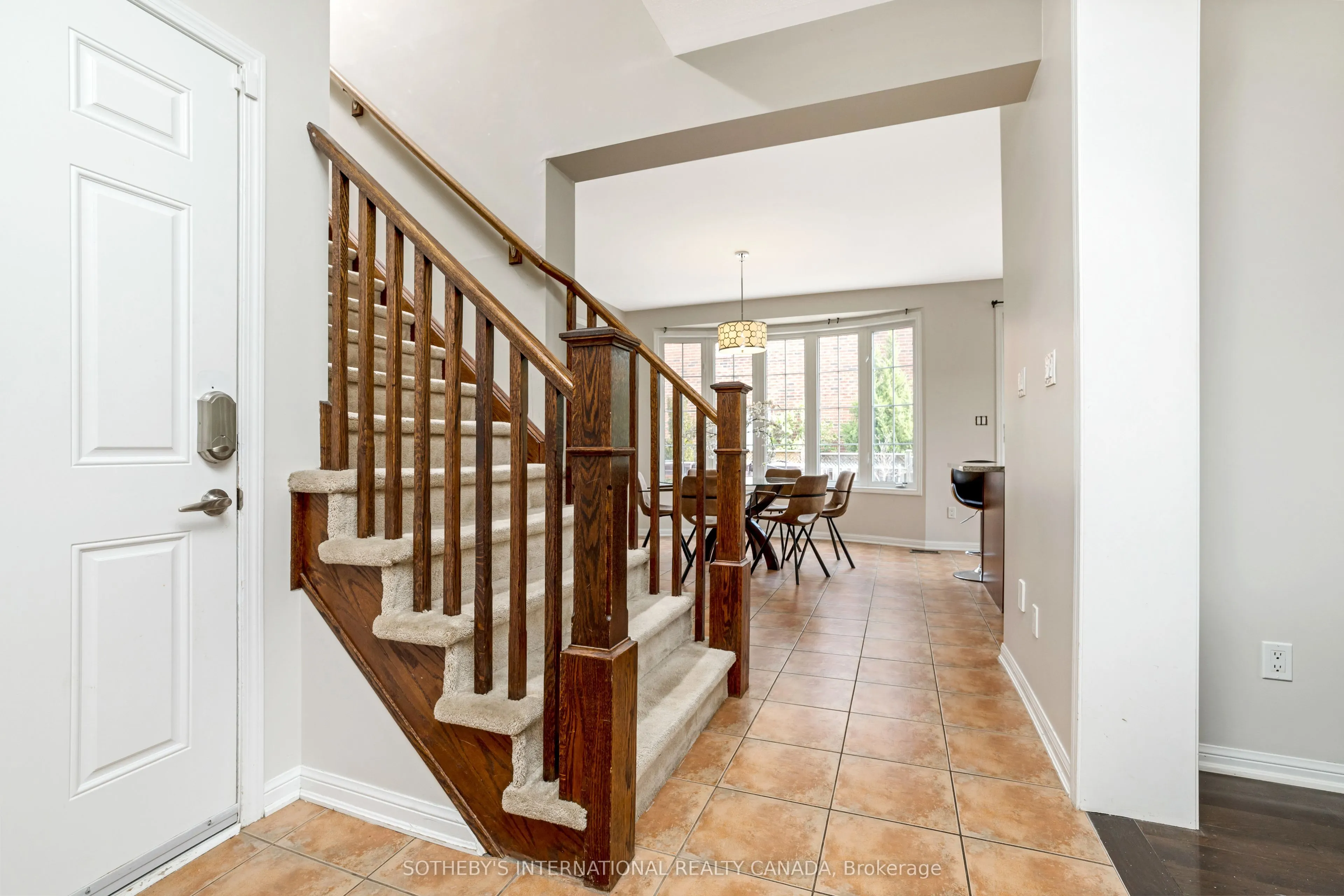 465 Cusick Circle