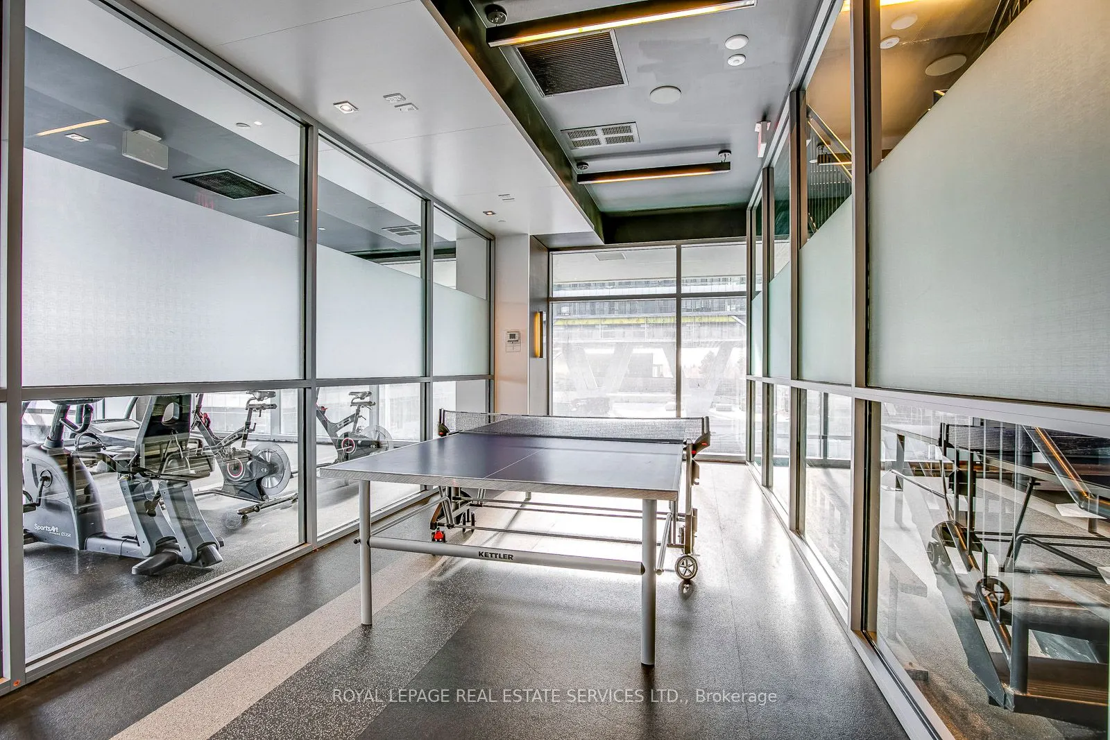33 Shore Breeze Drive, #3706