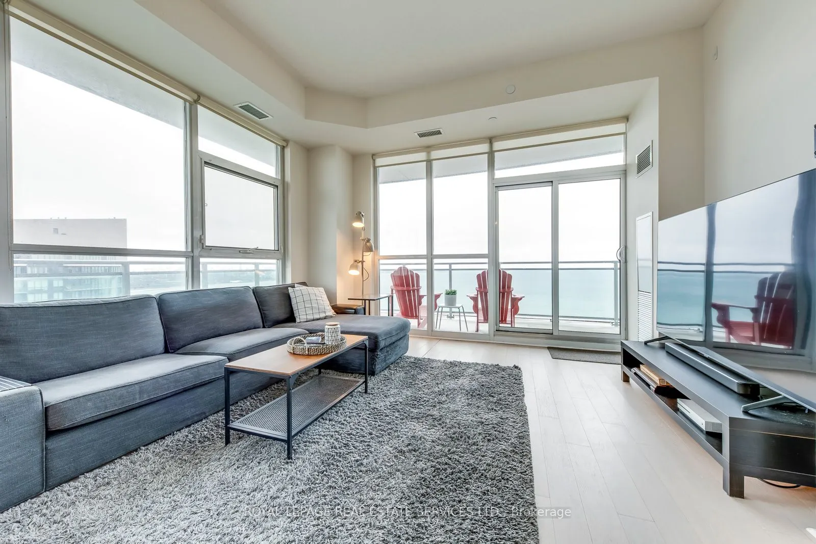 33 Shore Breeze Drive, #3706