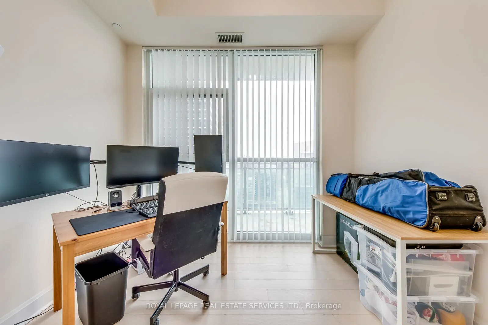 33 Shore Breeze Drive, #3706