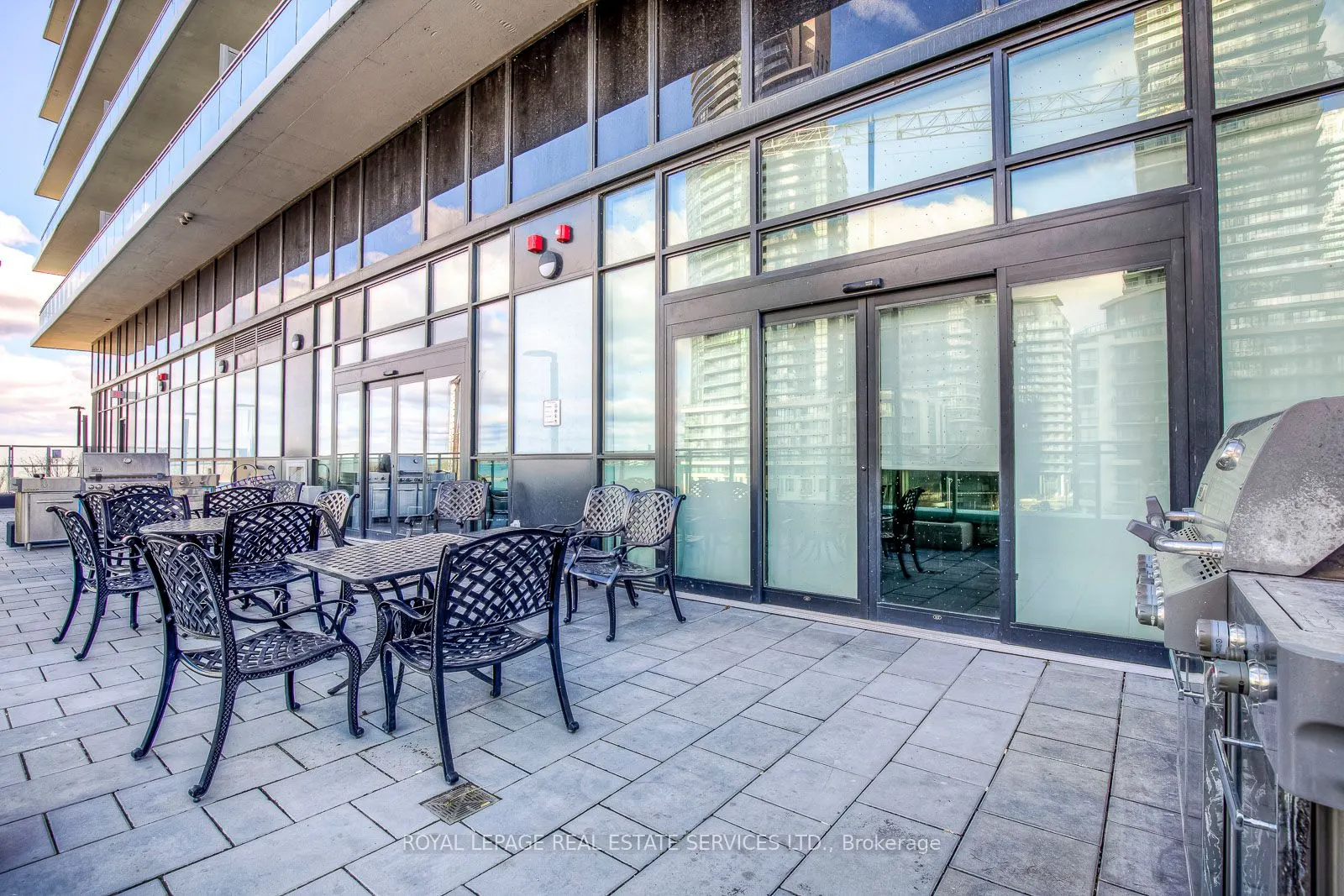 33 Shore Breeze Drive, #3706