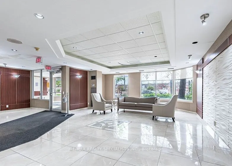 135 Hillcrest Avenue, #1112