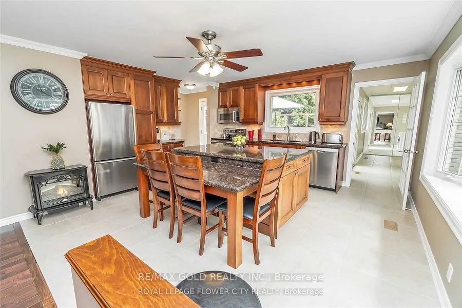 12471 Fifth Side Road