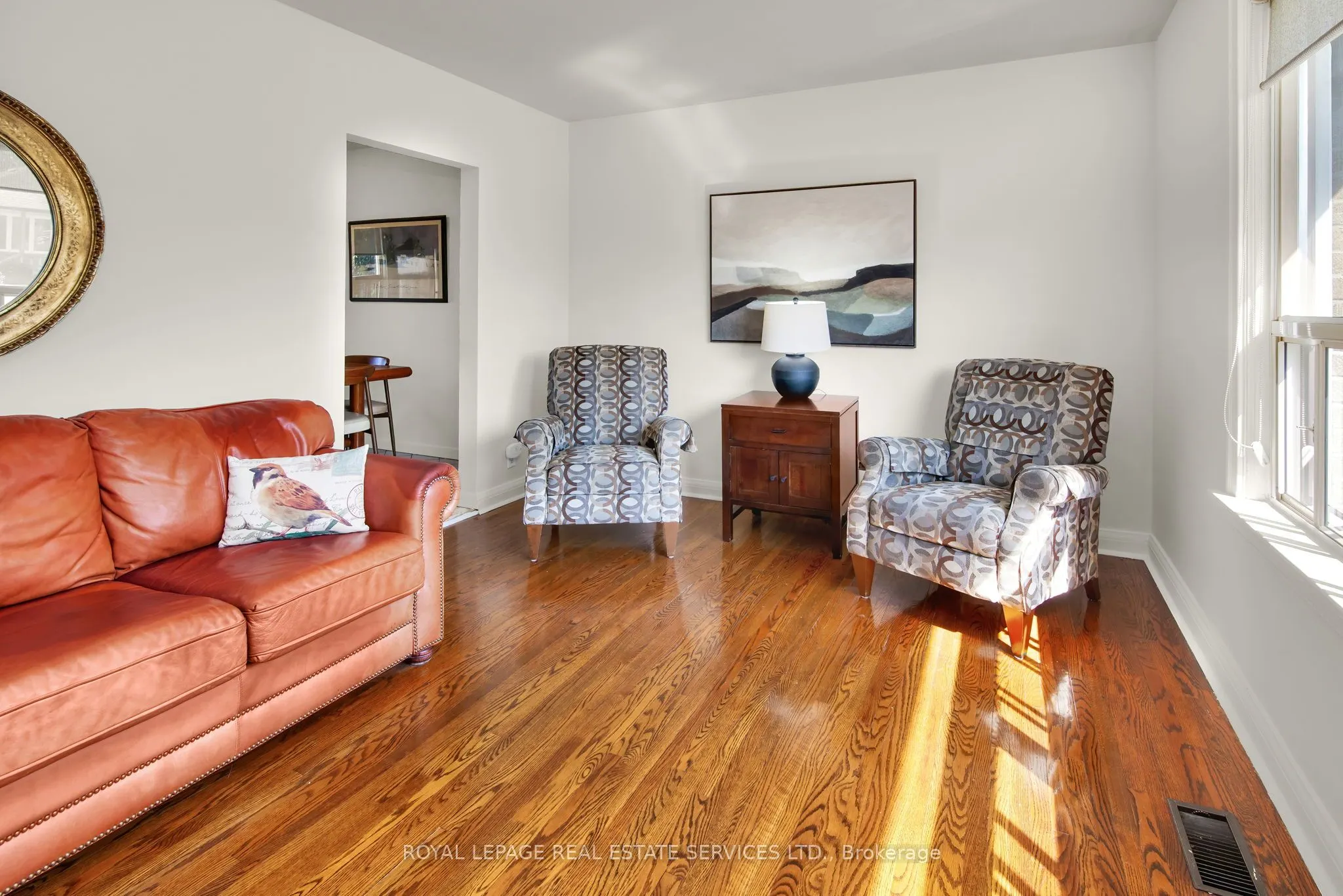 16 Redfern Avenue