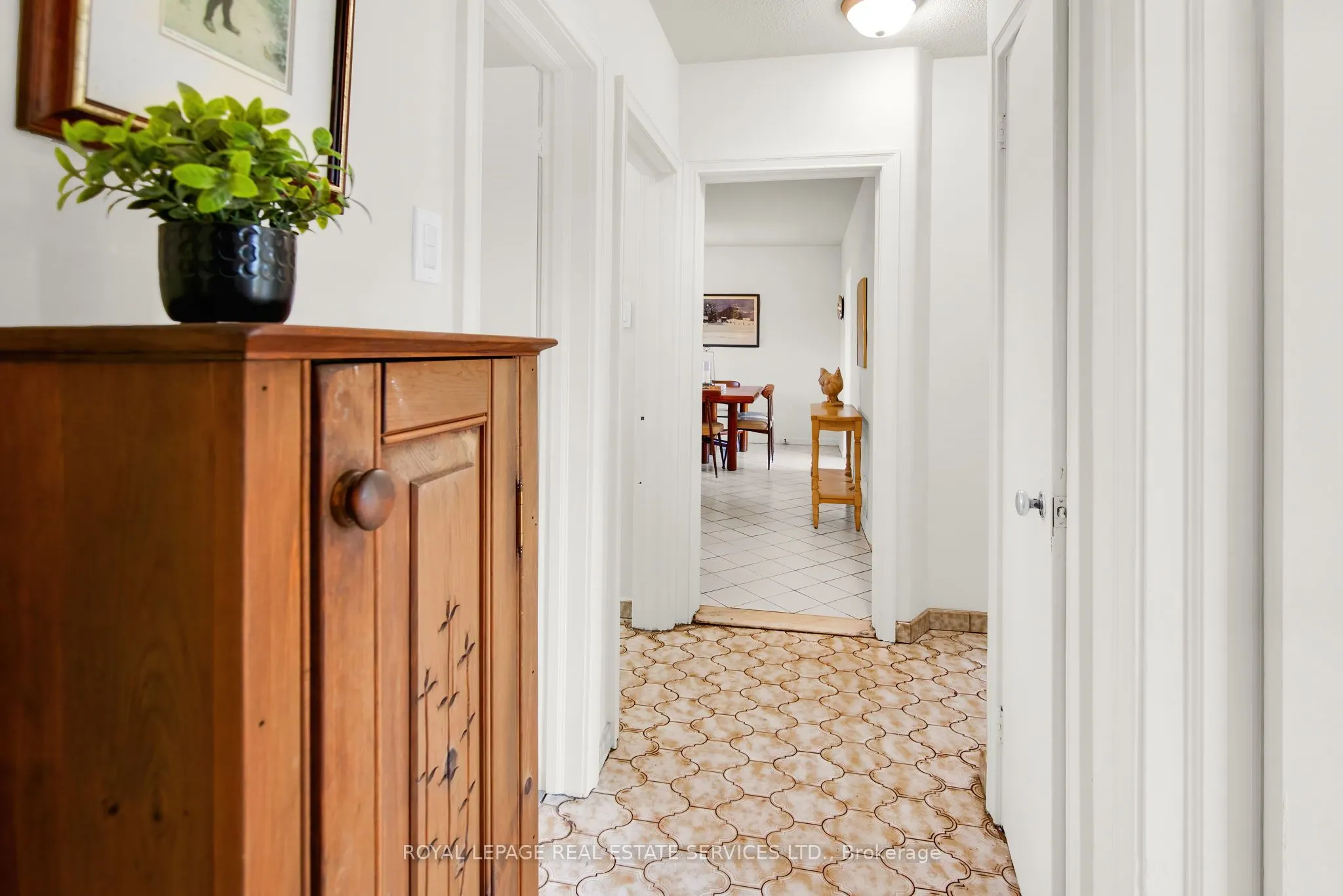 16 Redfern Avenue