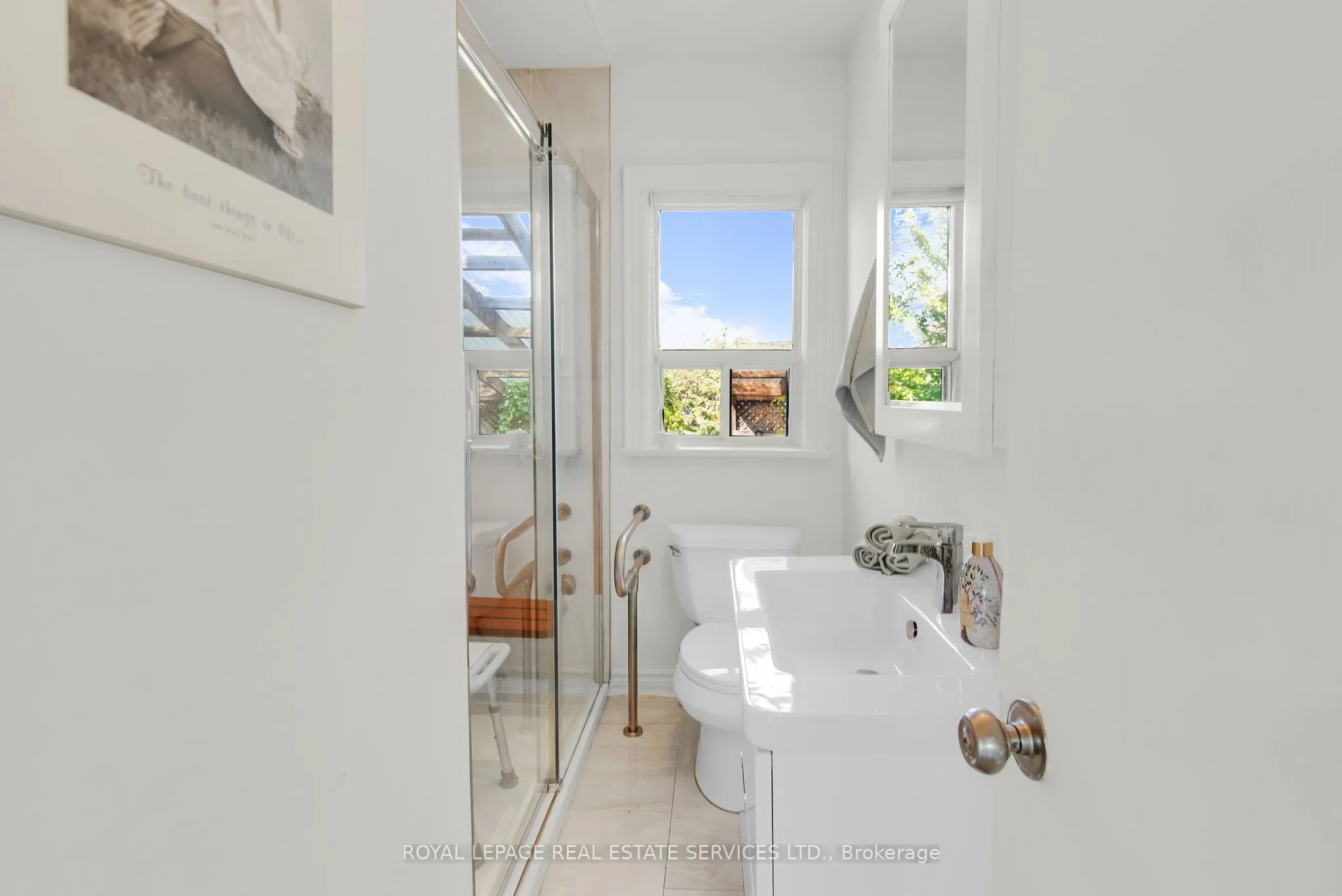 16 Redfern Avenue