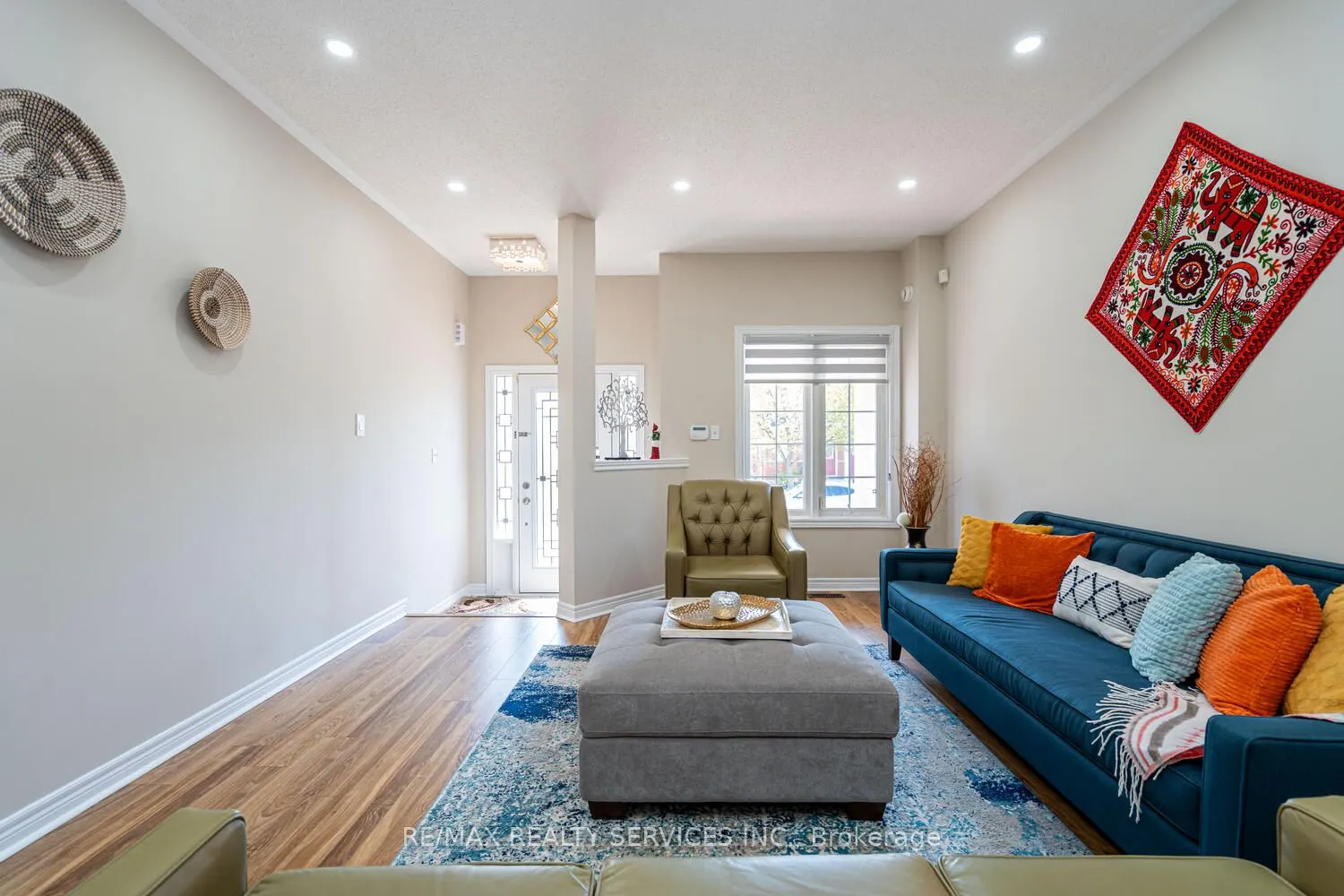 6 Foxhollow Road