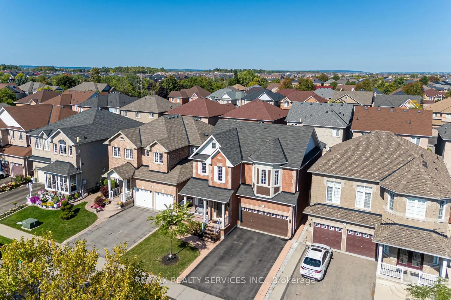 6 Foxhollow Road