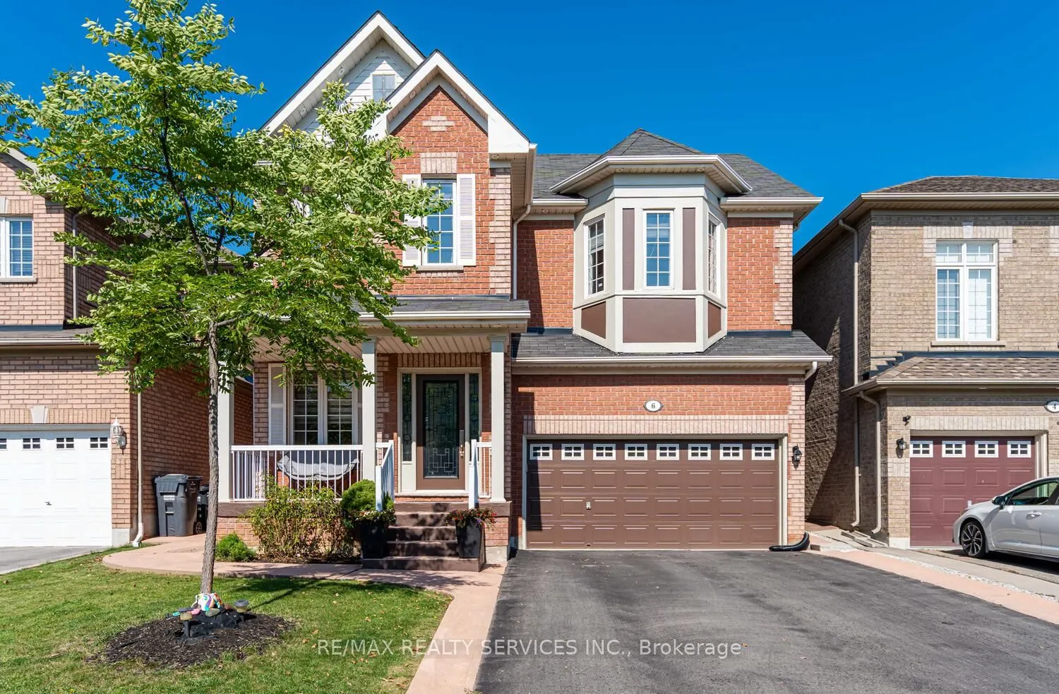 6 Foxhollow Road