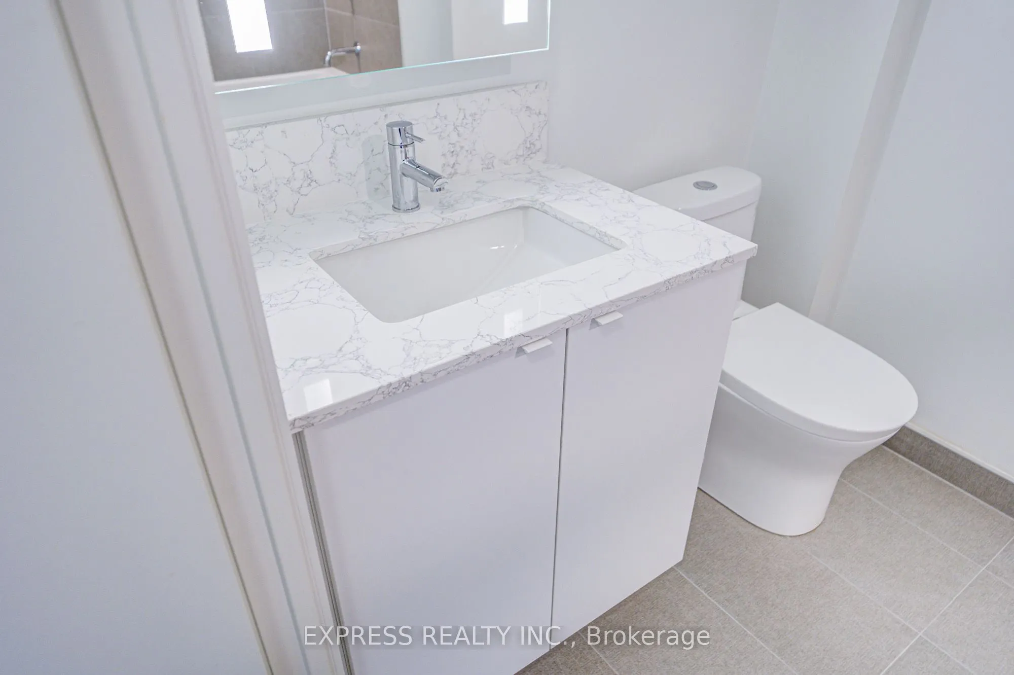 270 Dufferin Street, #701