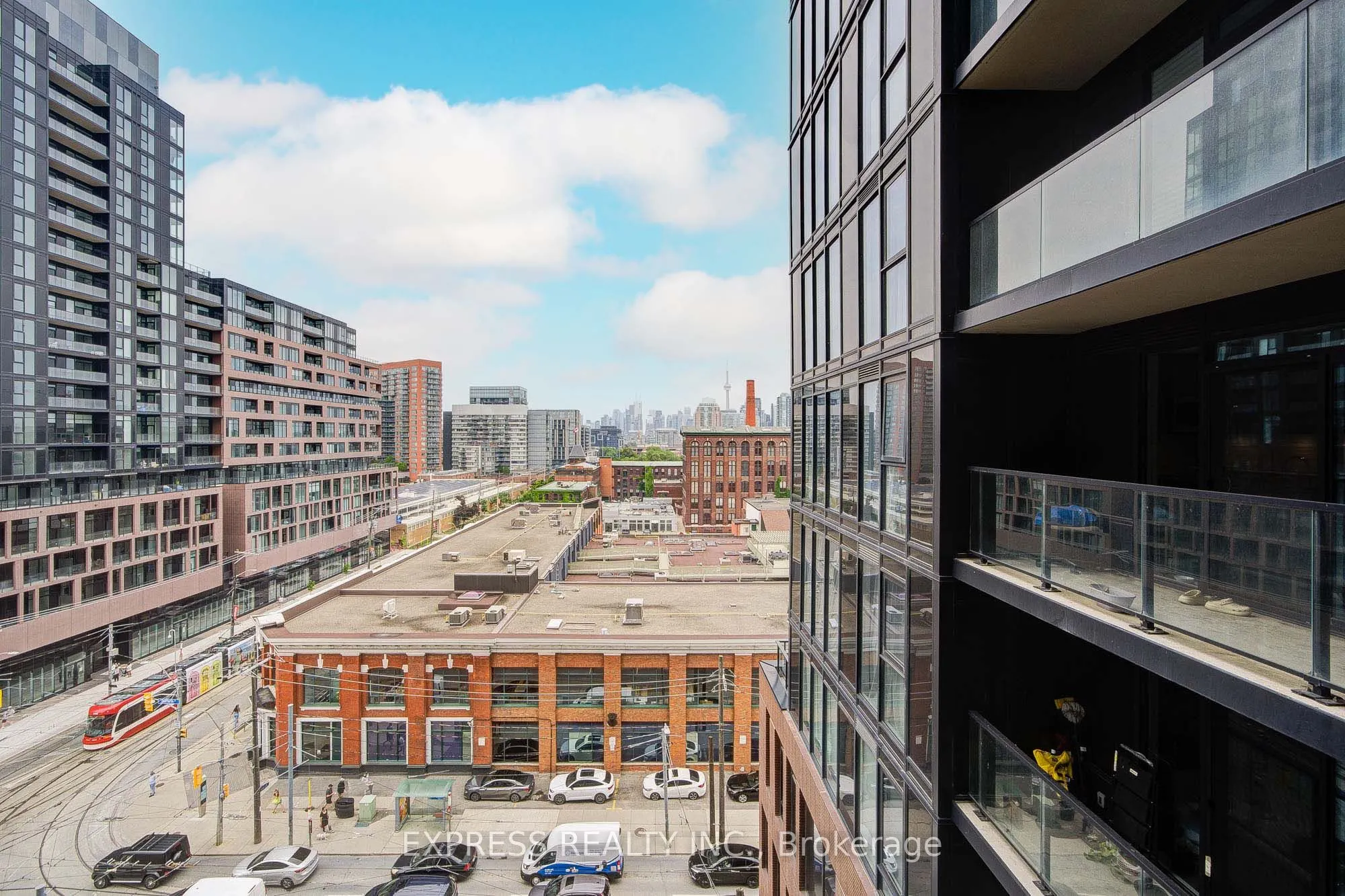 270 Dufferin Street, #701