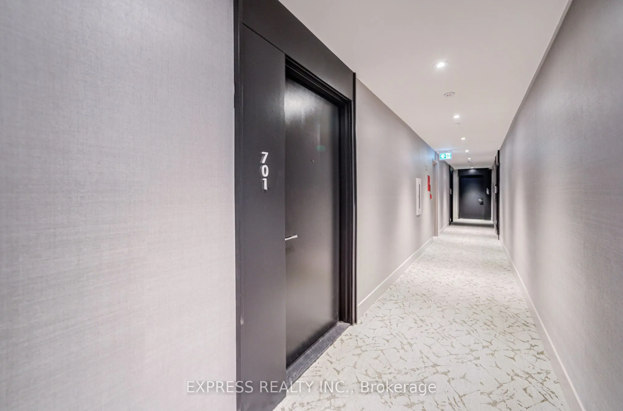 270 Dufferin Street, #701