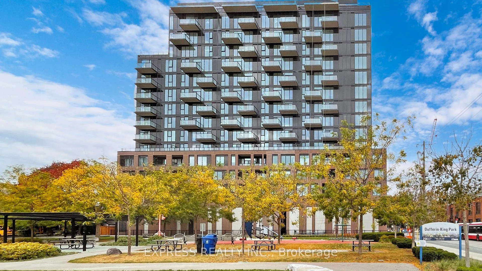 270 Dufferin Street, #701