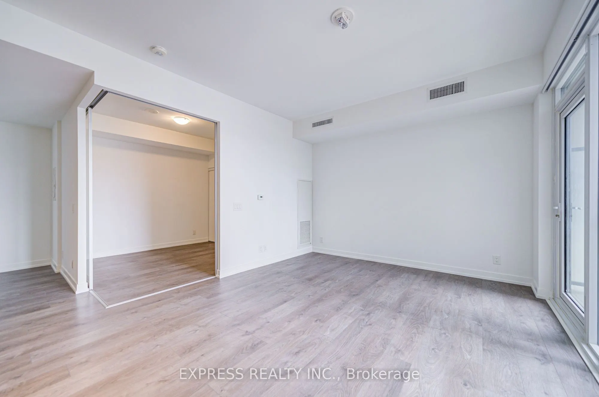 270 Dufferin Street, #701