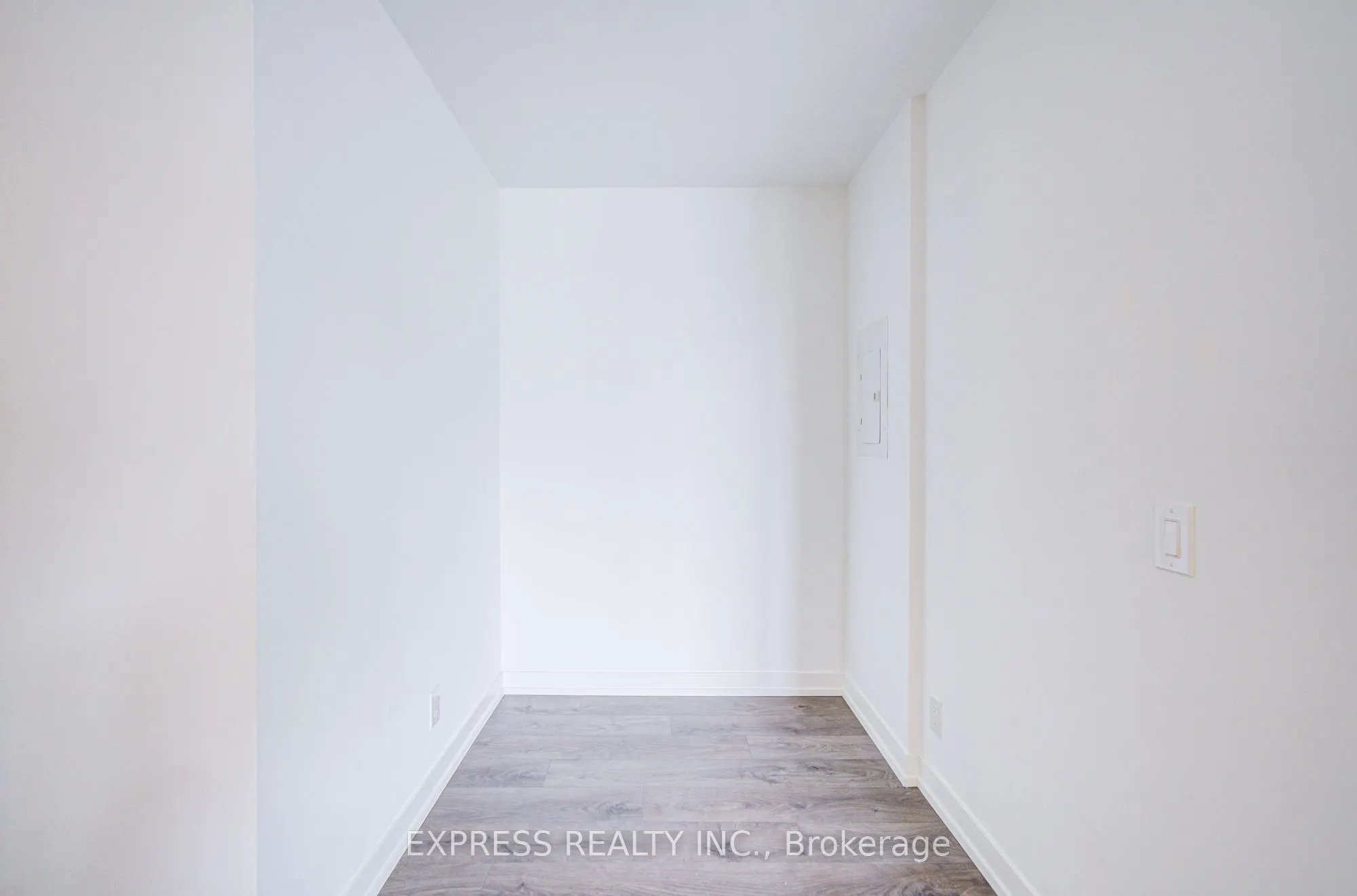 270 Dufferin Street, #701