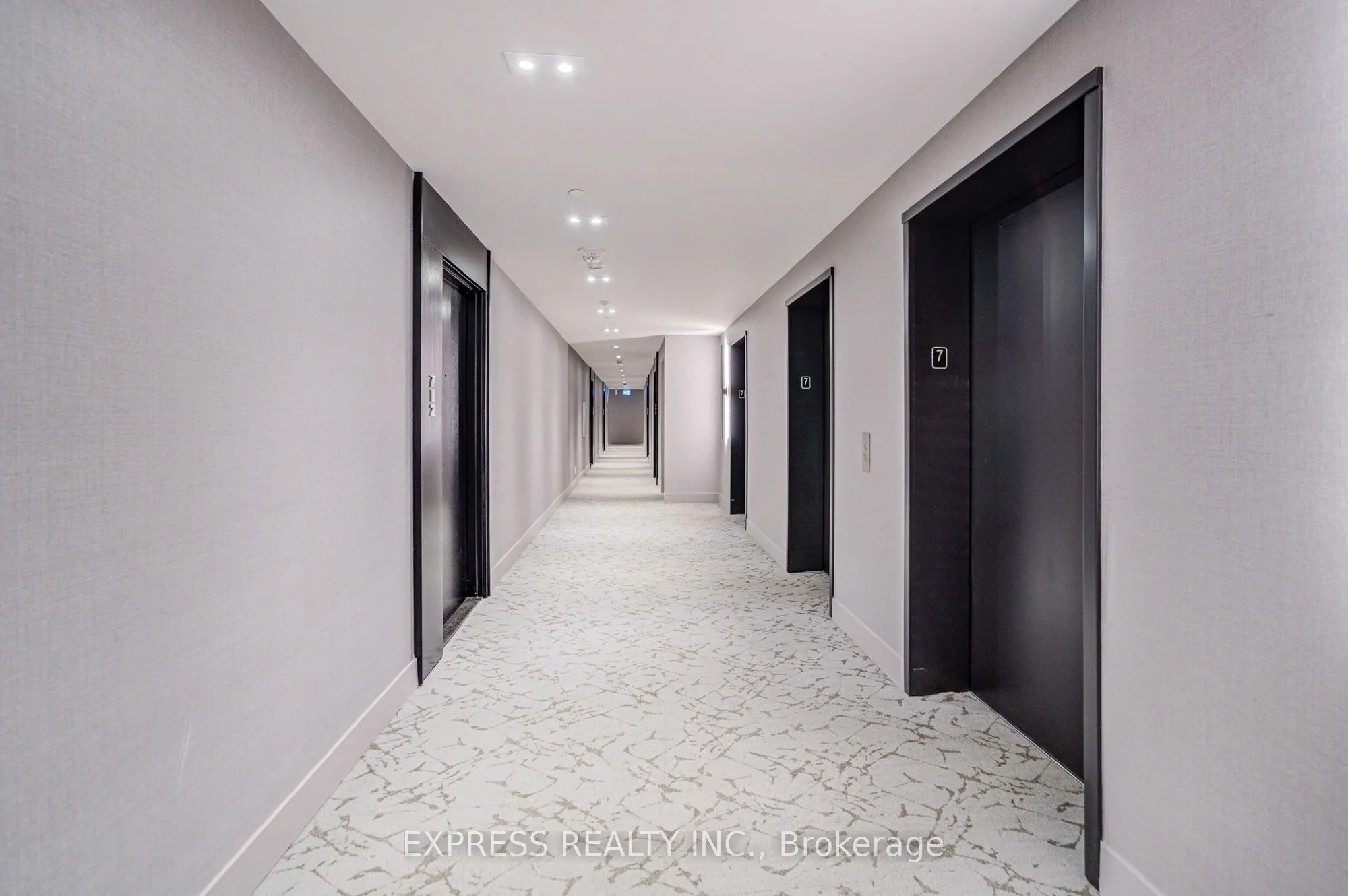 270 Dufferin Street, #701