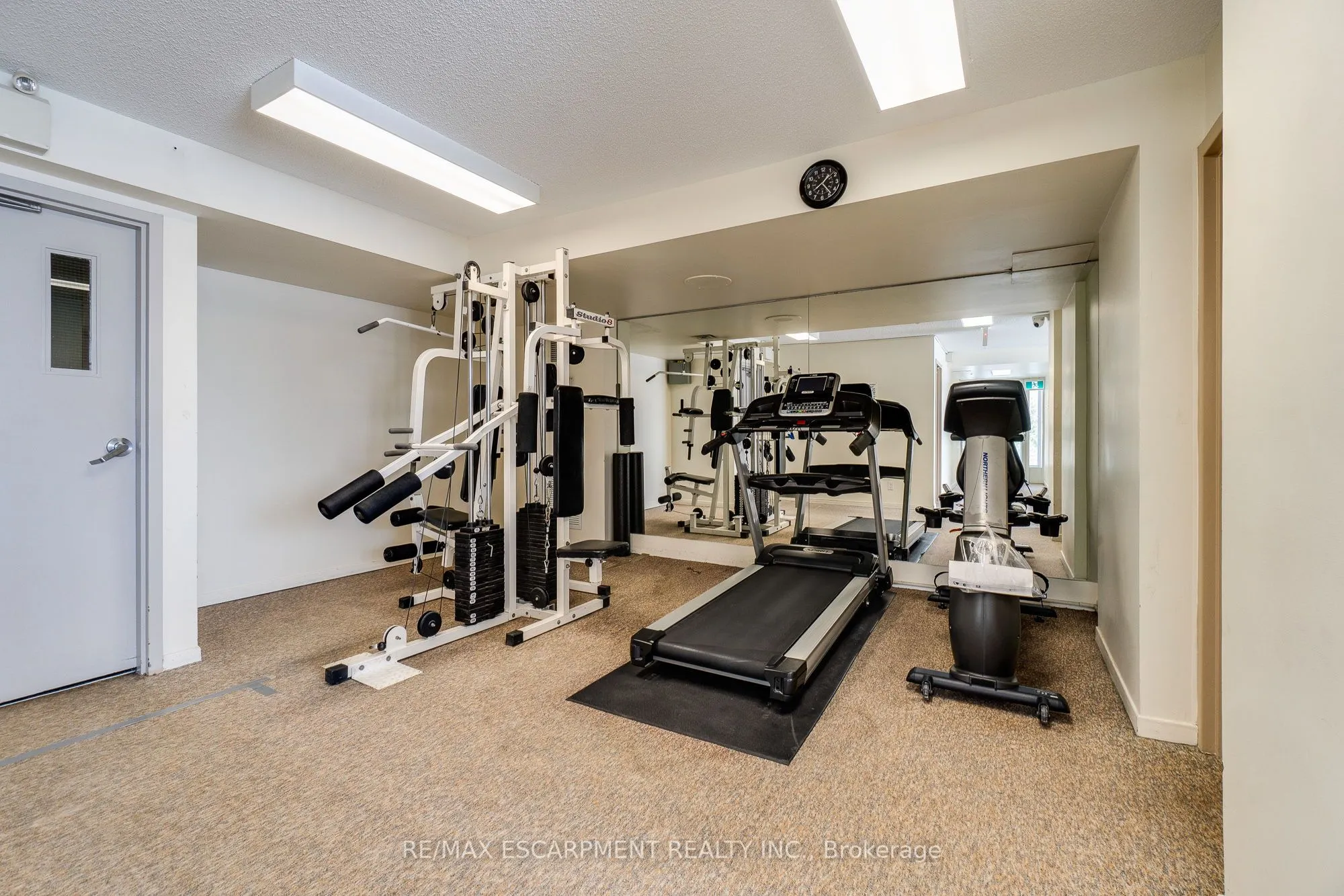5280 Lakeshore Road, #801