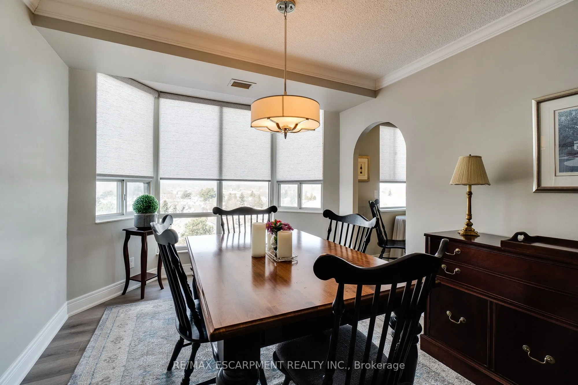 5280 Lakeshore Road, #801
