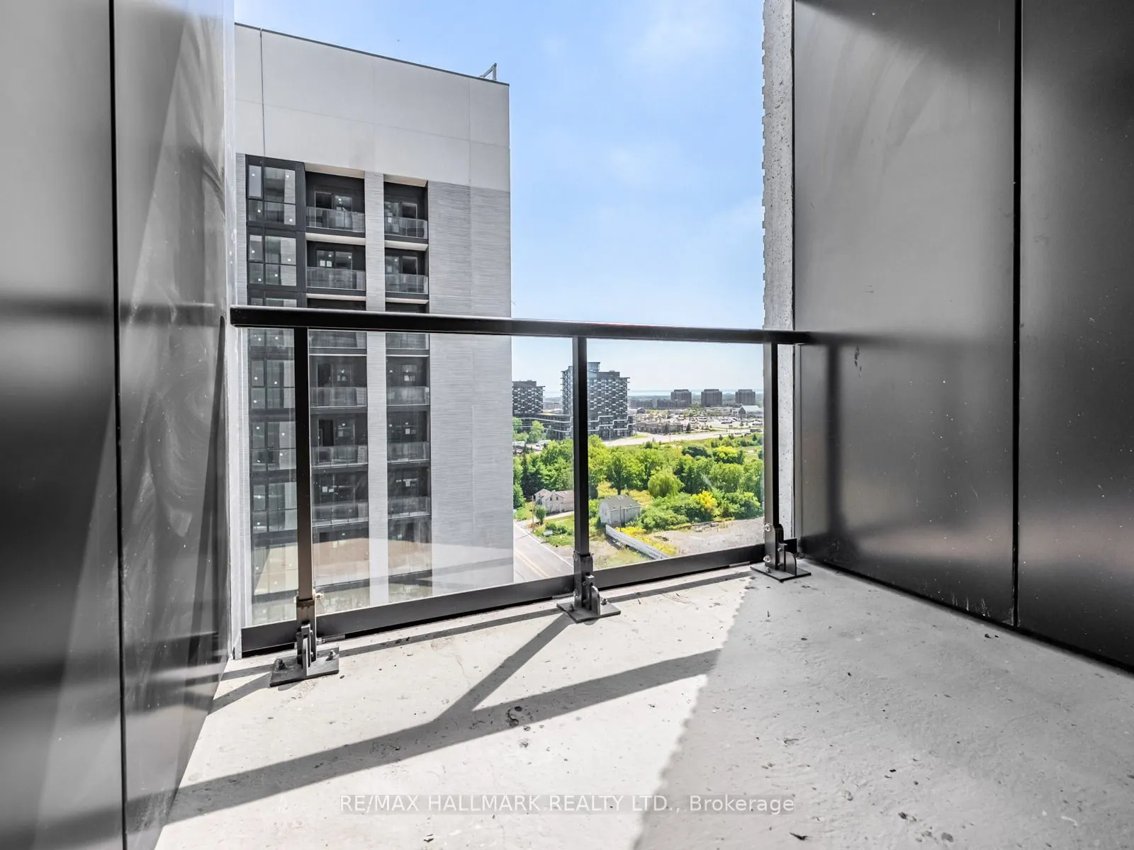3079 Trafalgar Road, #1301