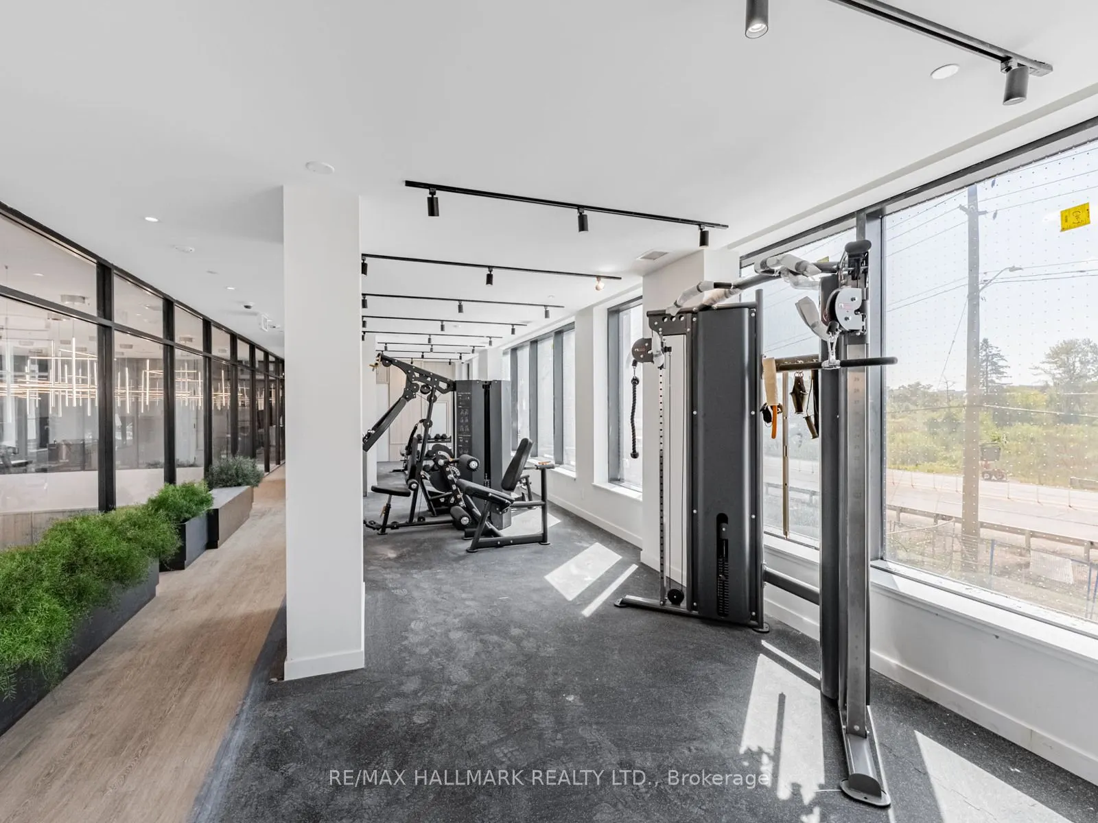 3079 Trafalgar Road, #1301