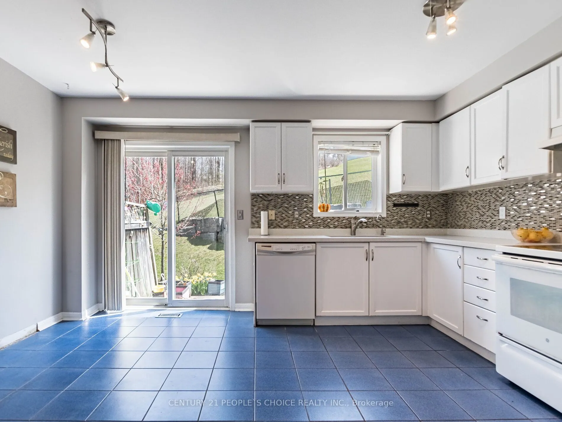 18 Palomino Trail, #9