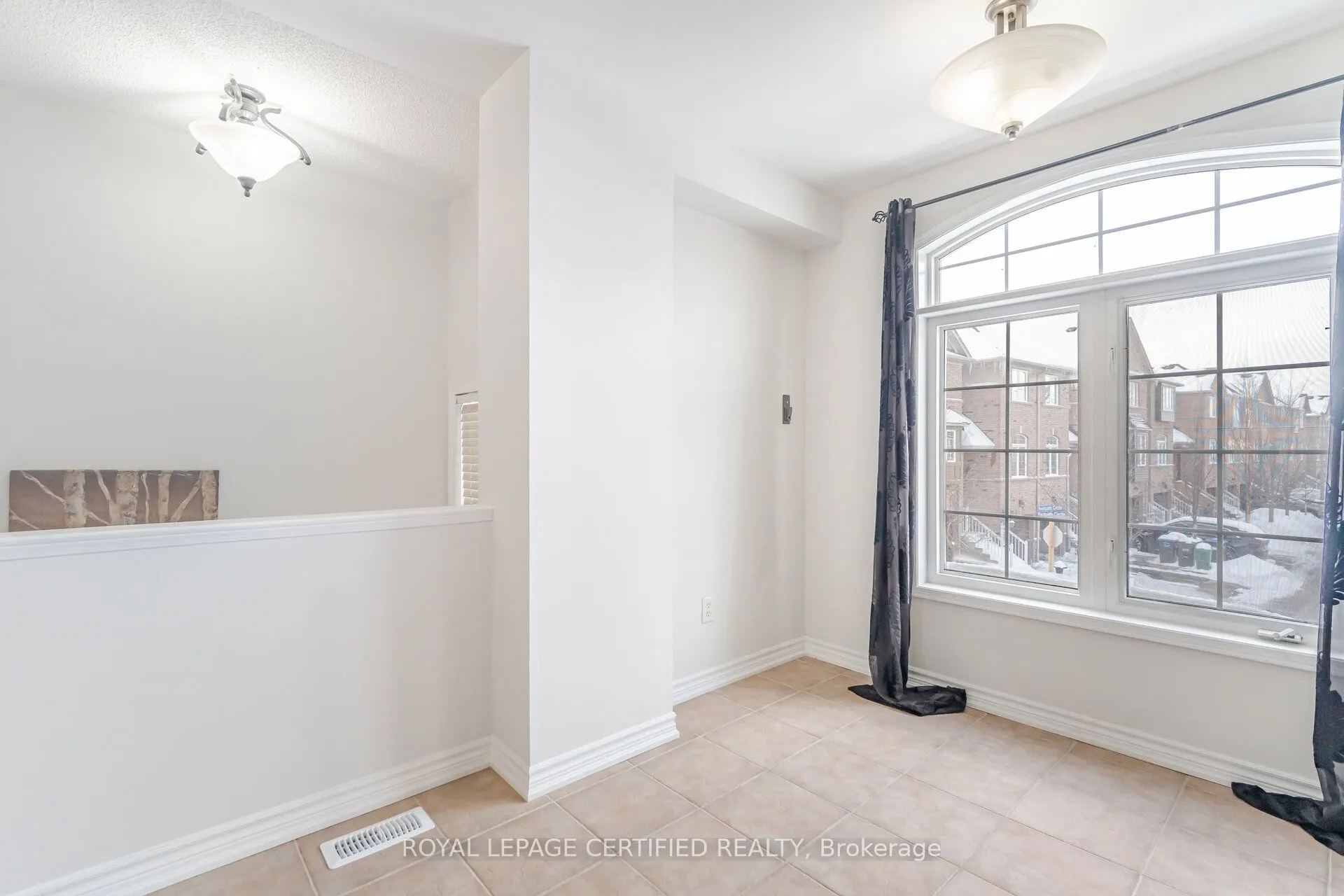 3356 Redpath Circle