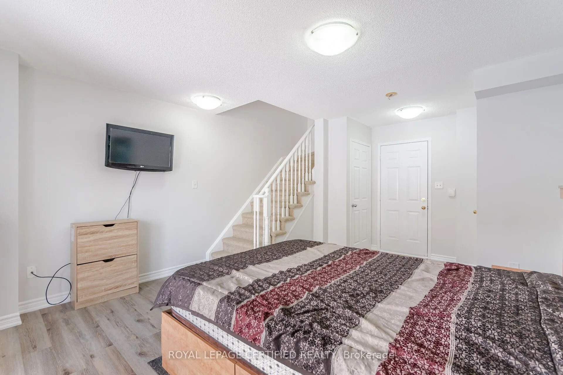 3356 Redpath Circle