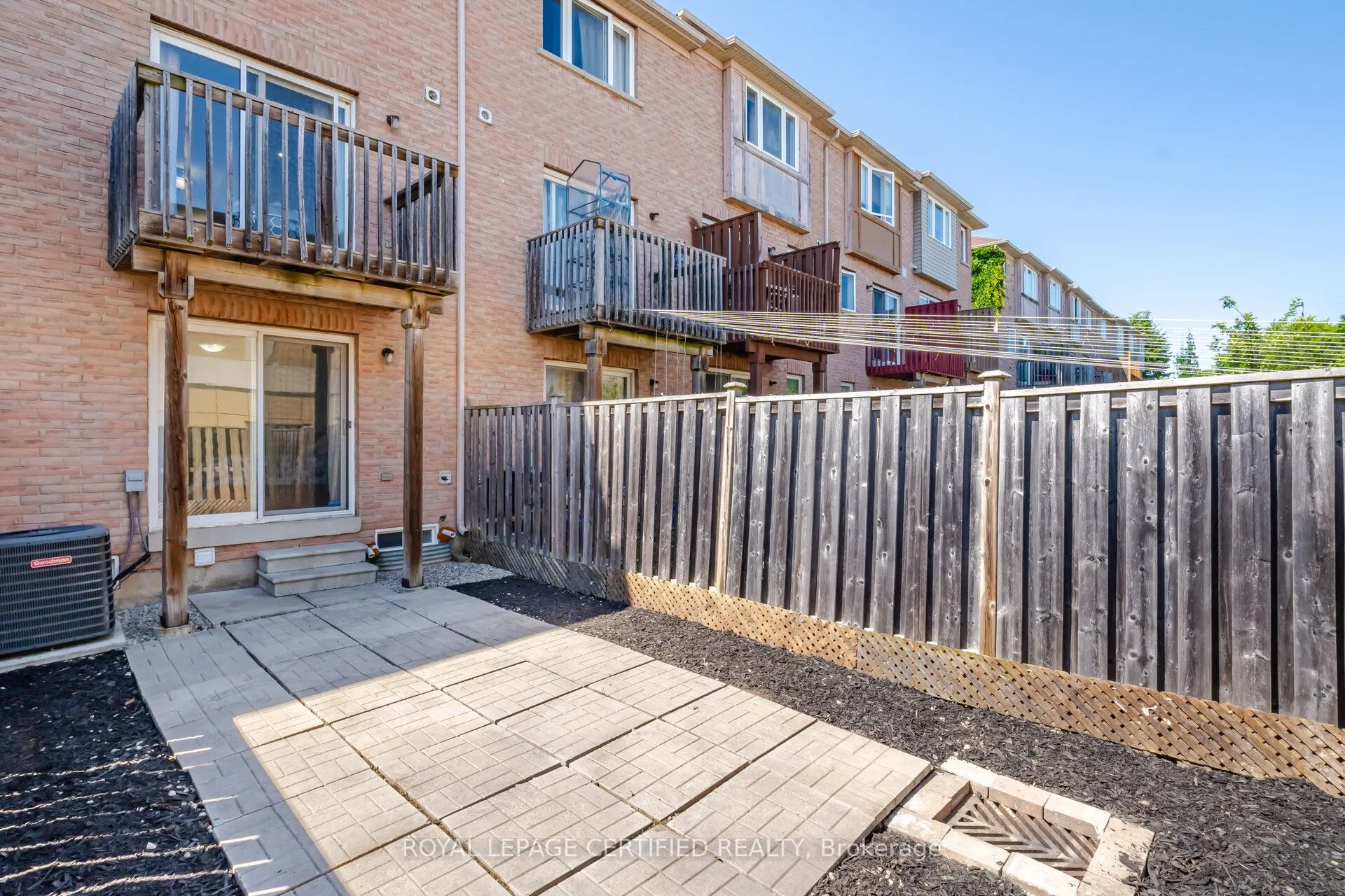 3356 Redpath Circle