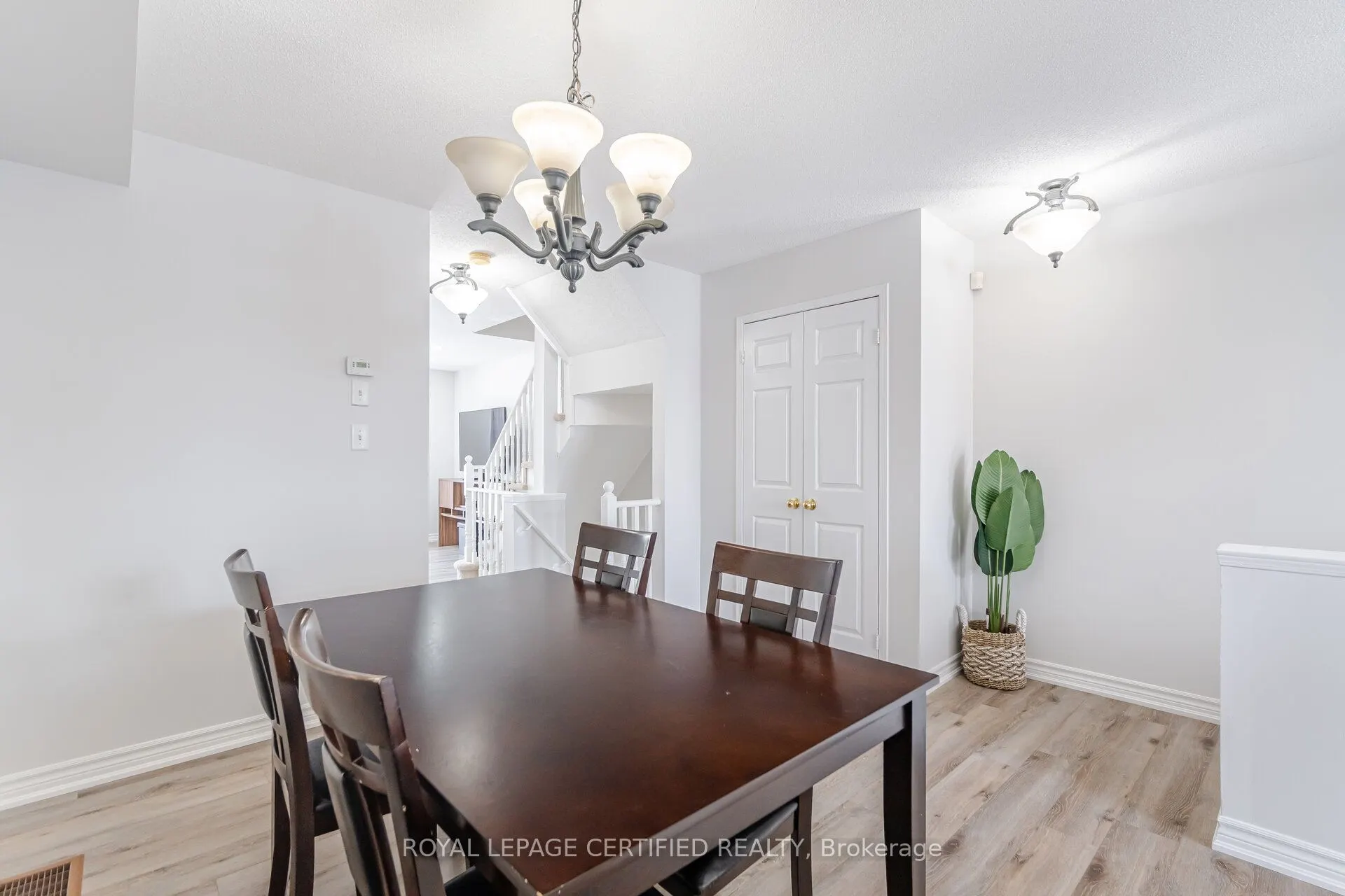 3356 Redpath Circle