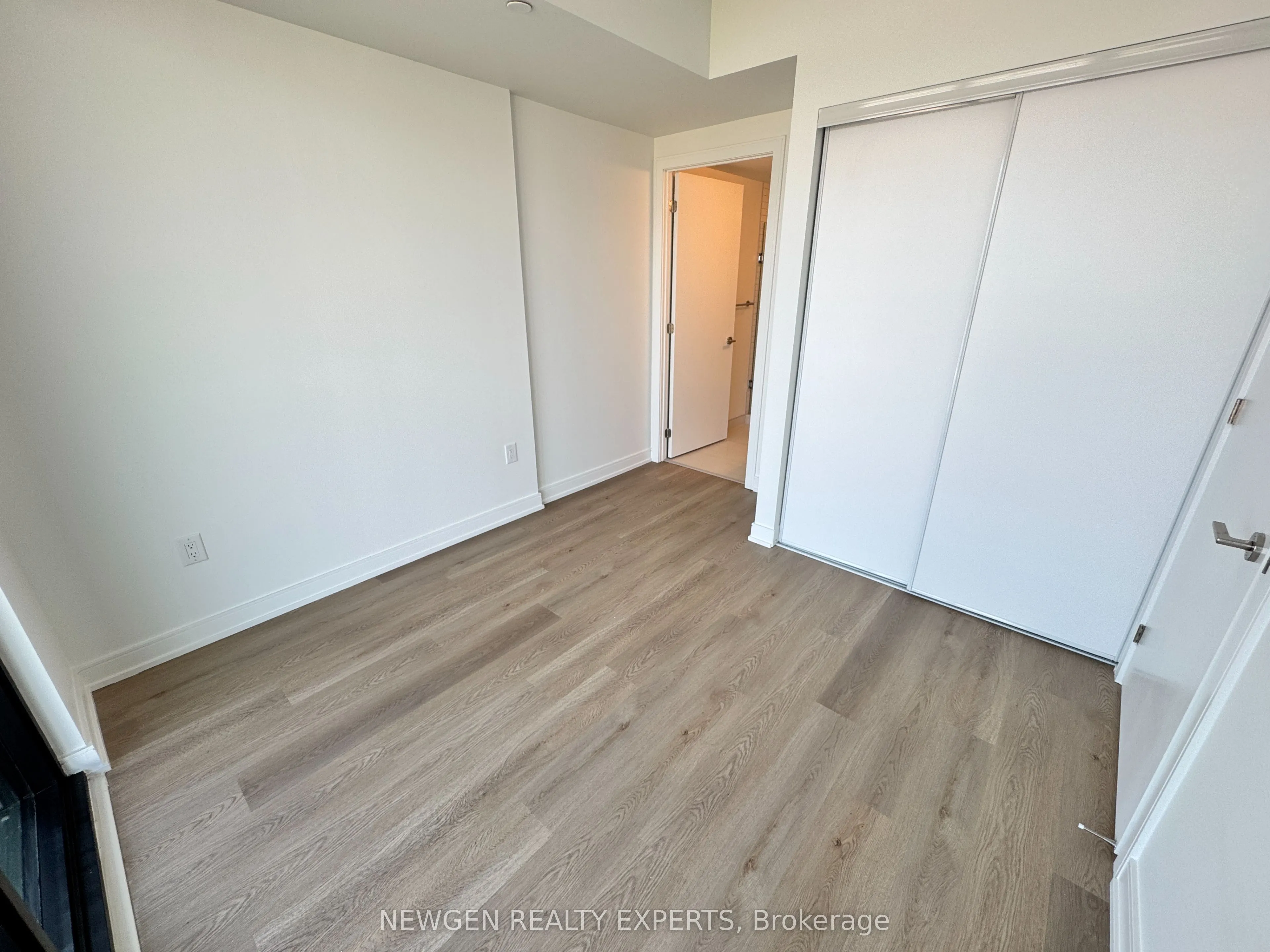 3009 Novar Road, #1102