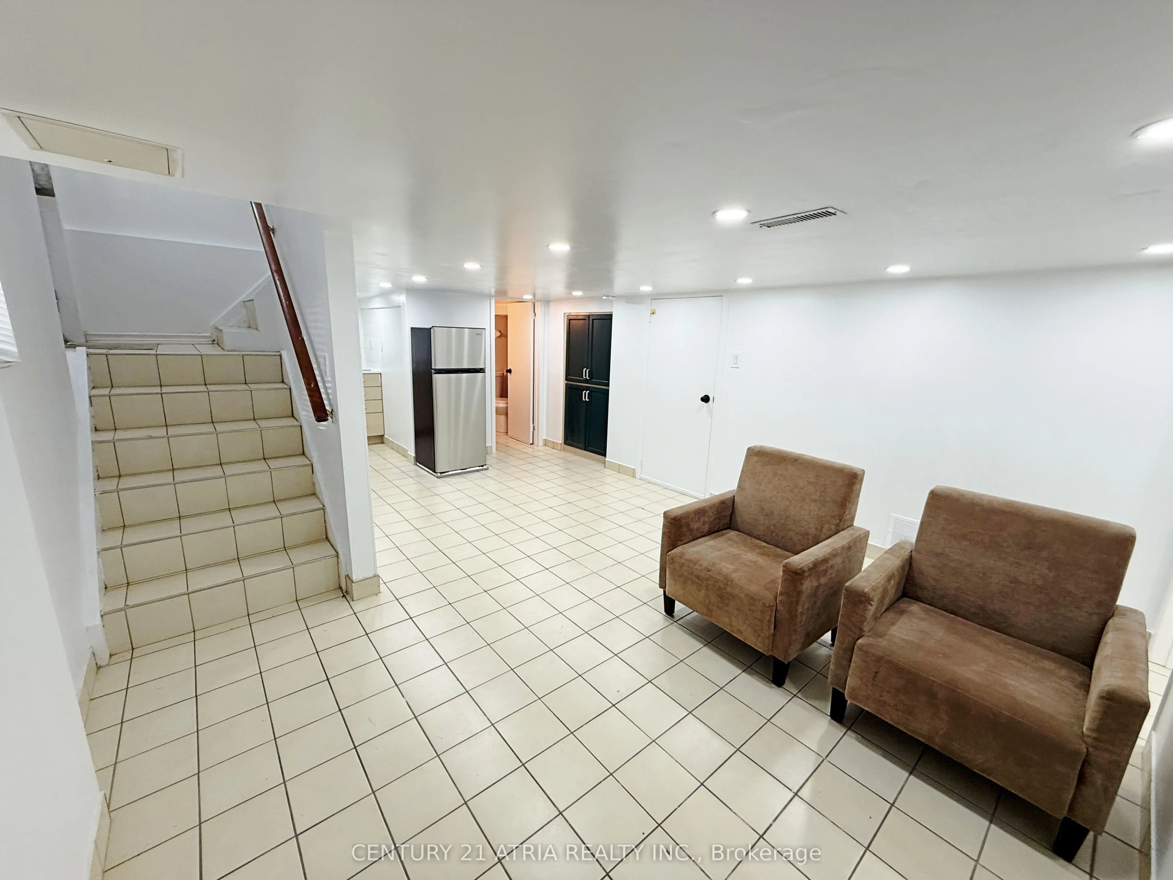 931 Gardner Avenue, #Bsmt