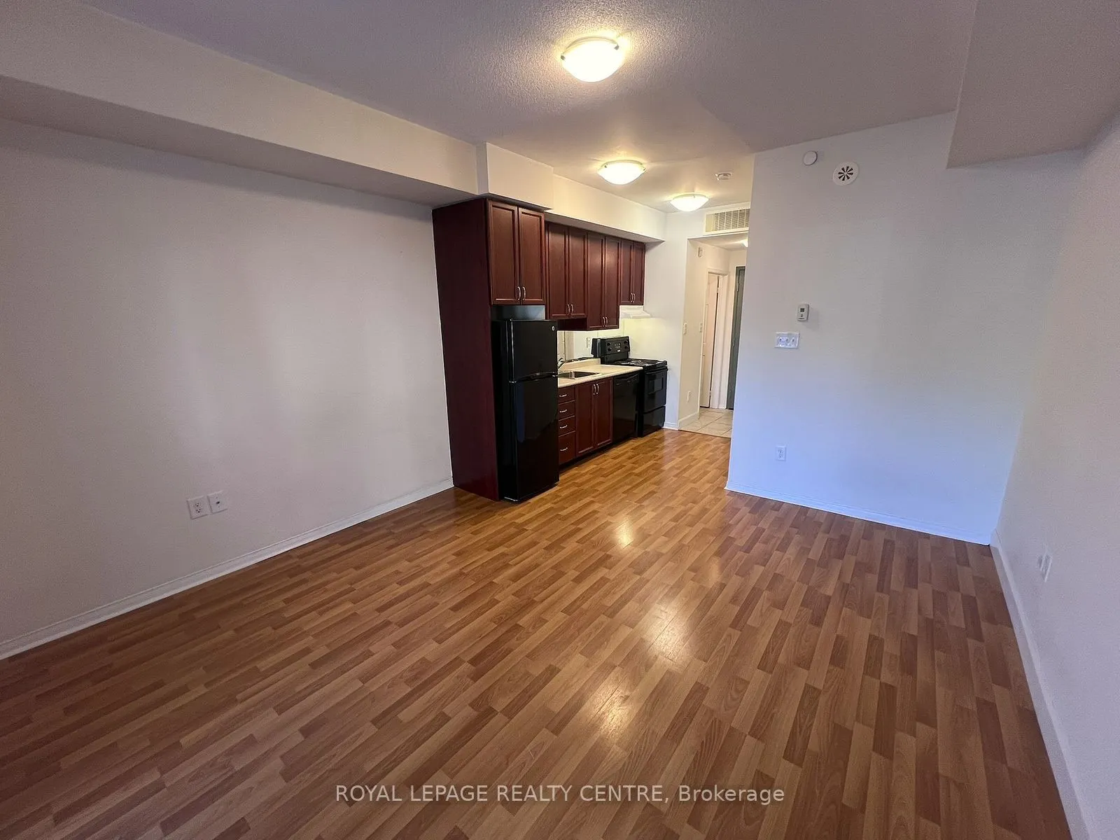 3055 Thomas Street, #113