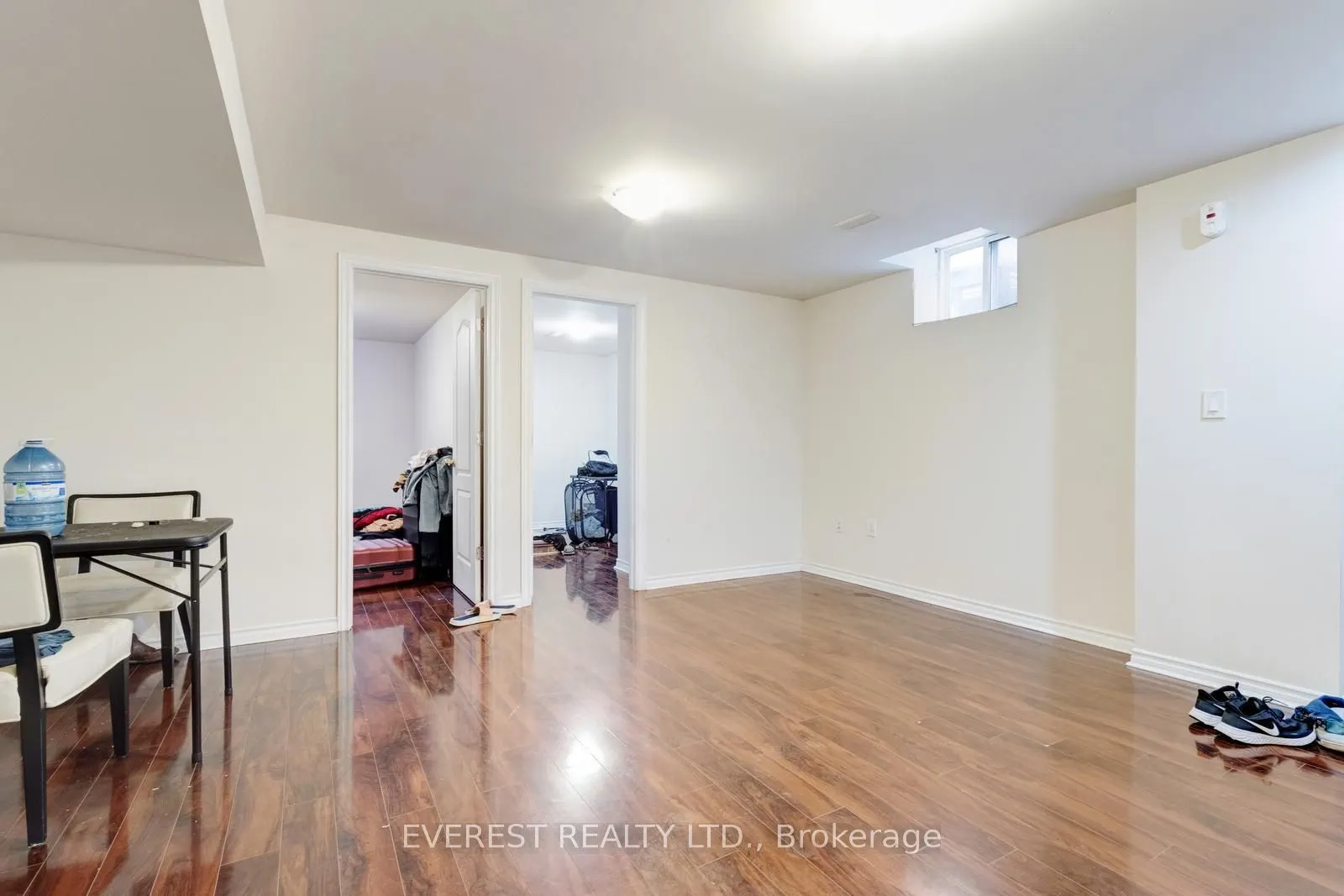 5172 Nestling Grove
