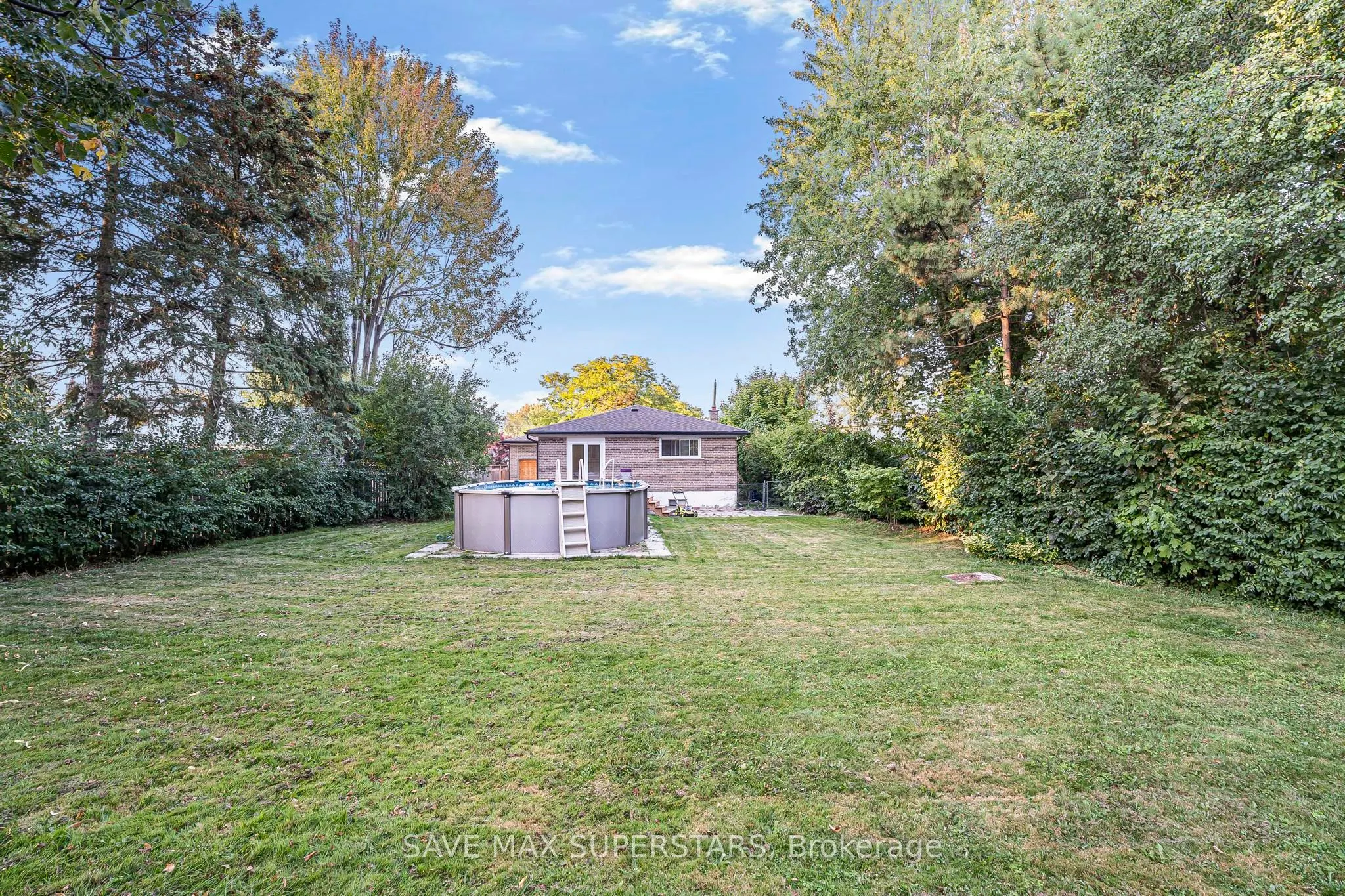 87 Pennington Crescent, #Upper