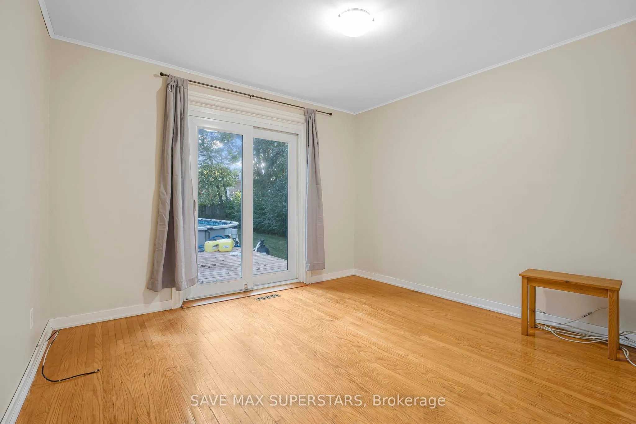 87 Pennington Crescent, #Upper