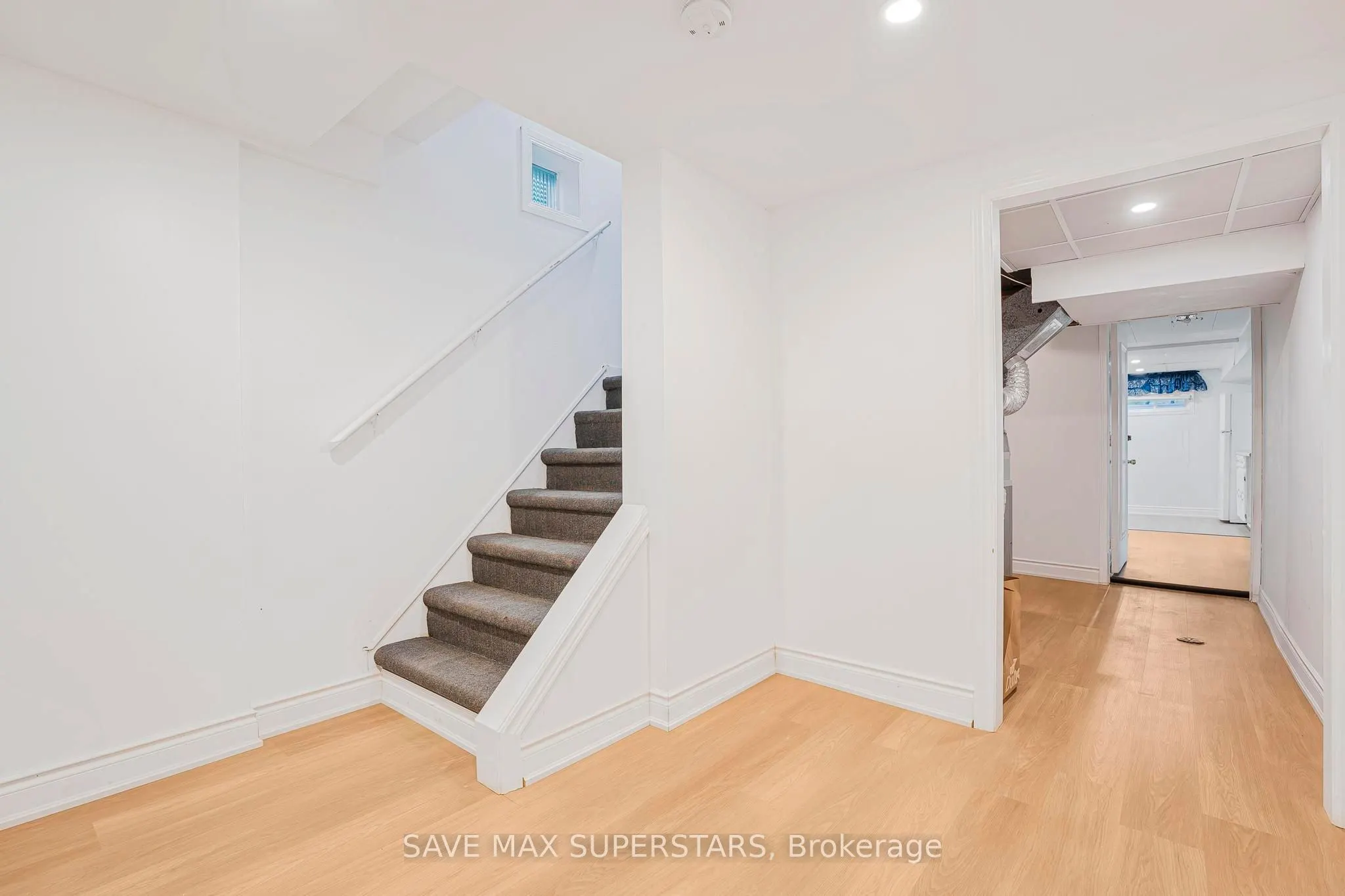87 Pennington Crescent, #Upper