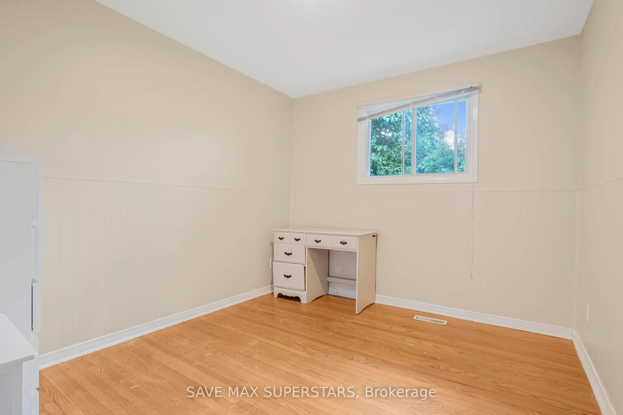 87 Pennington Crescent, #Upper