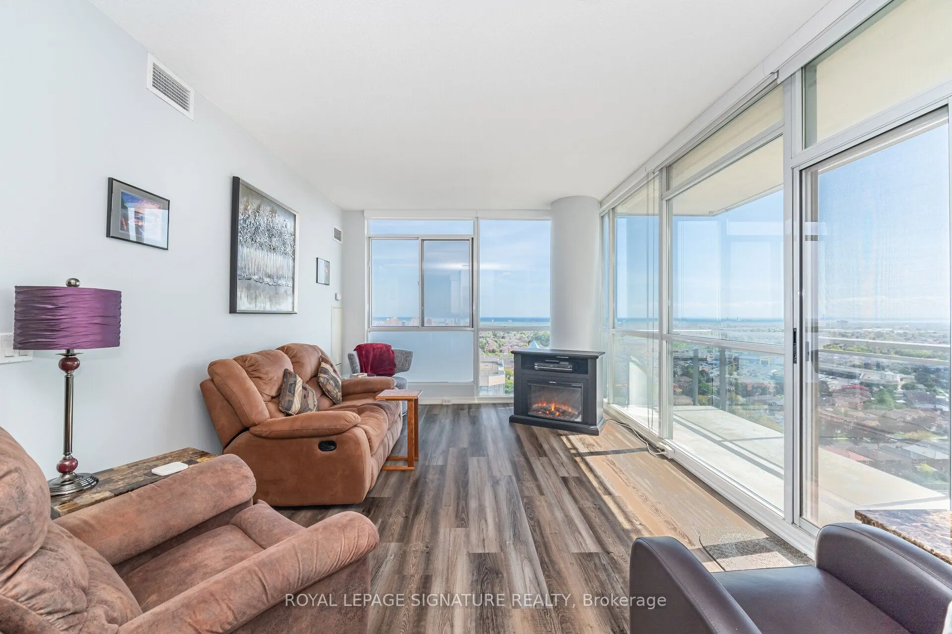 225 Webb Drive, #1810