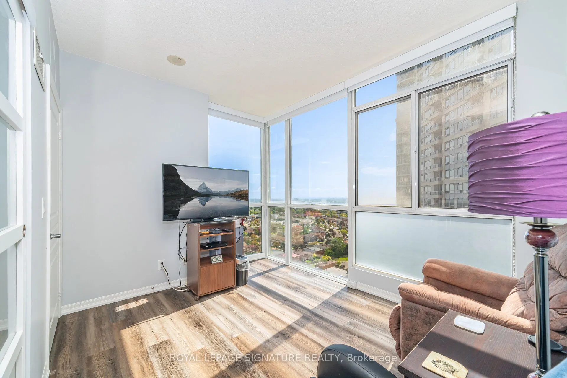 225 Webb Drive, #1810