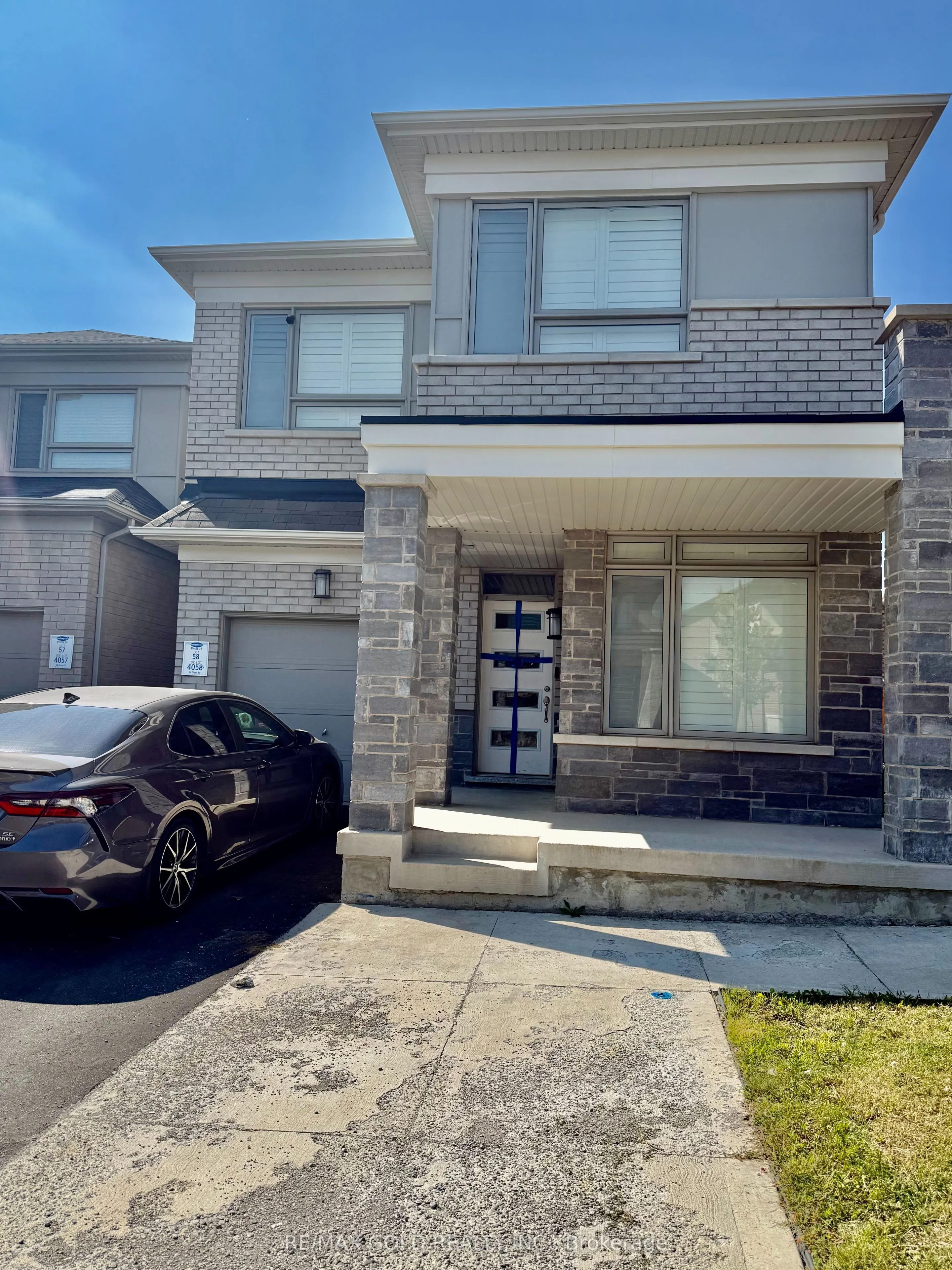 14 Divers Road