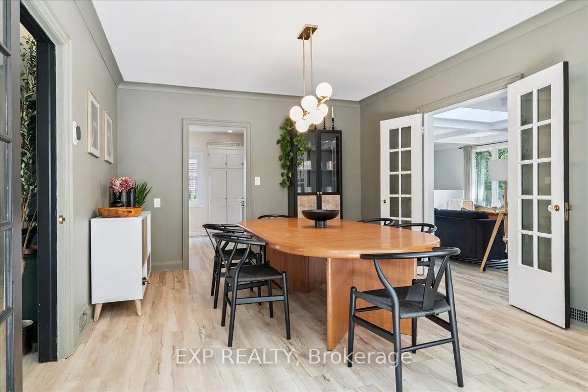 2058 Emerald Crescent