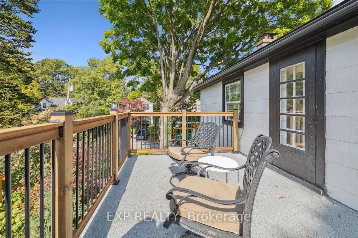 2058 Emerald Crescent