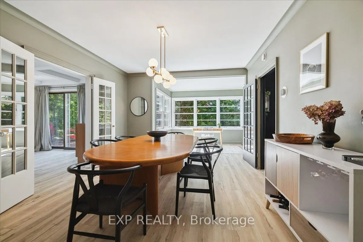 2058 Emerald Crescent
