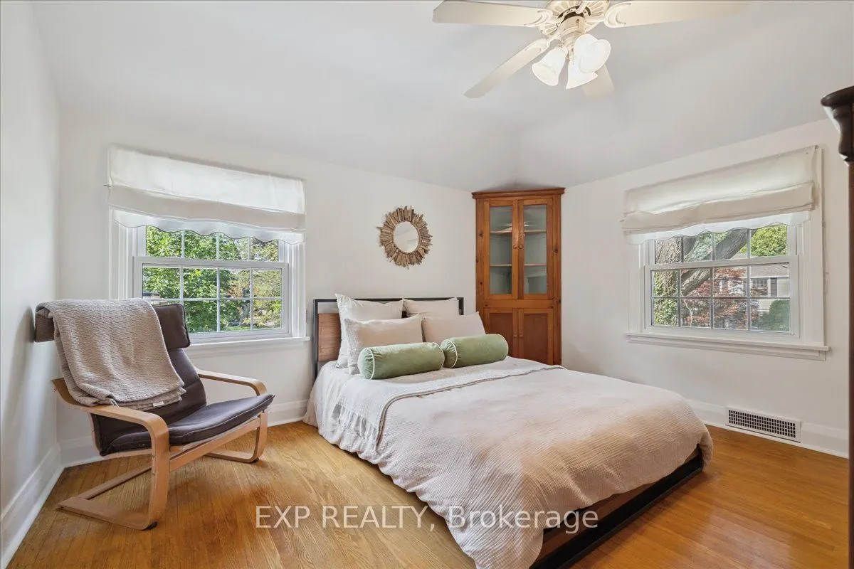 2058 Emerald Crescent
