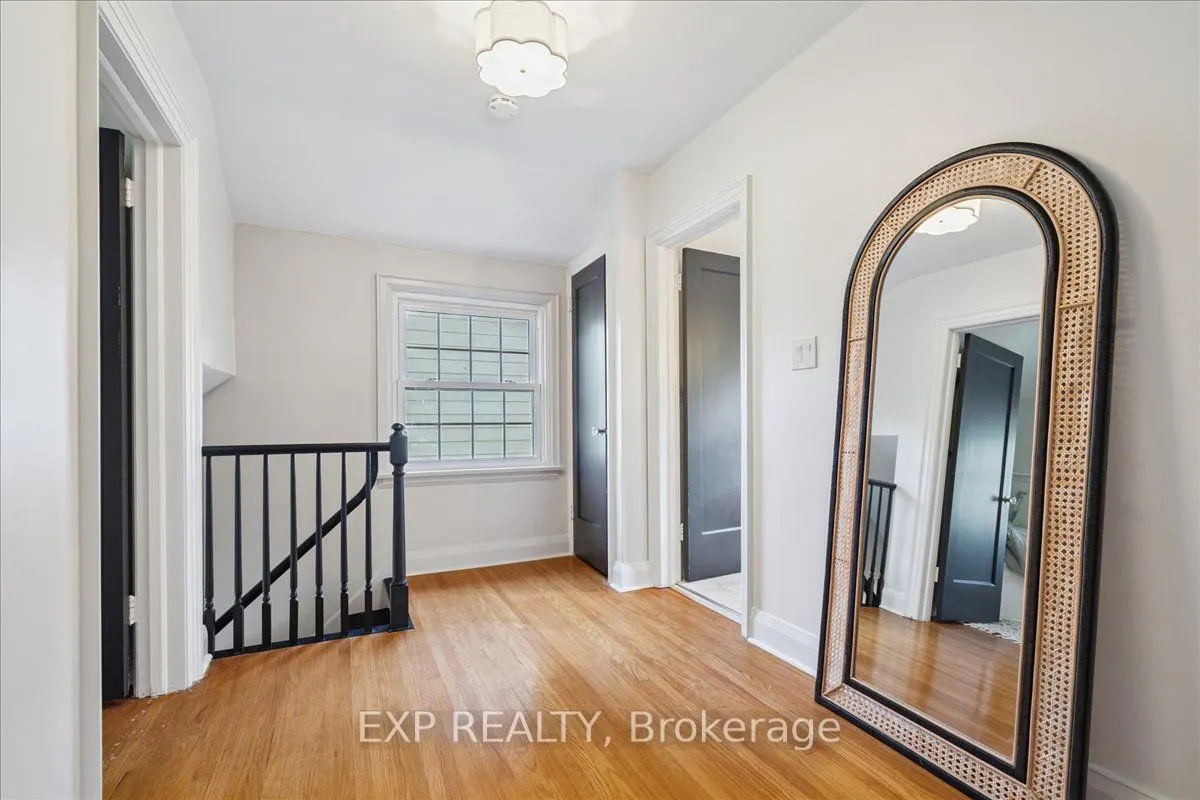 2058 Emerald Crescent