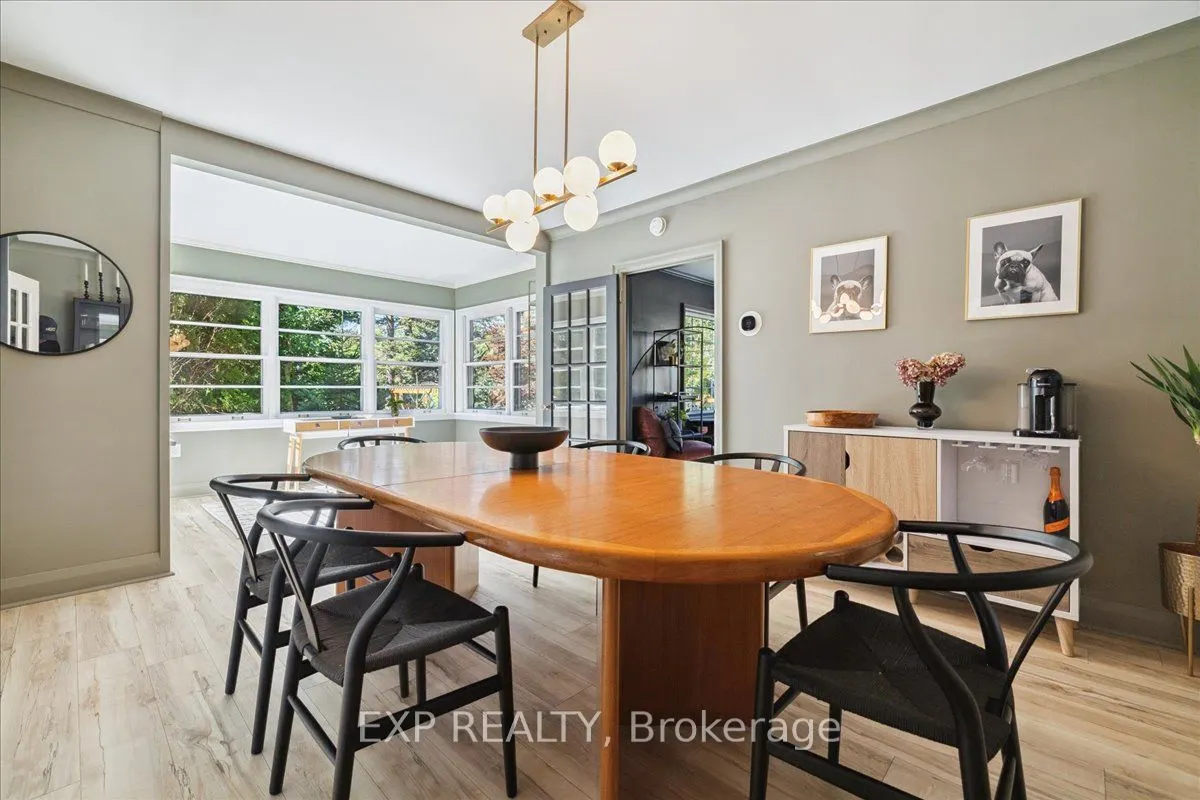 2058 Emerald Crescent