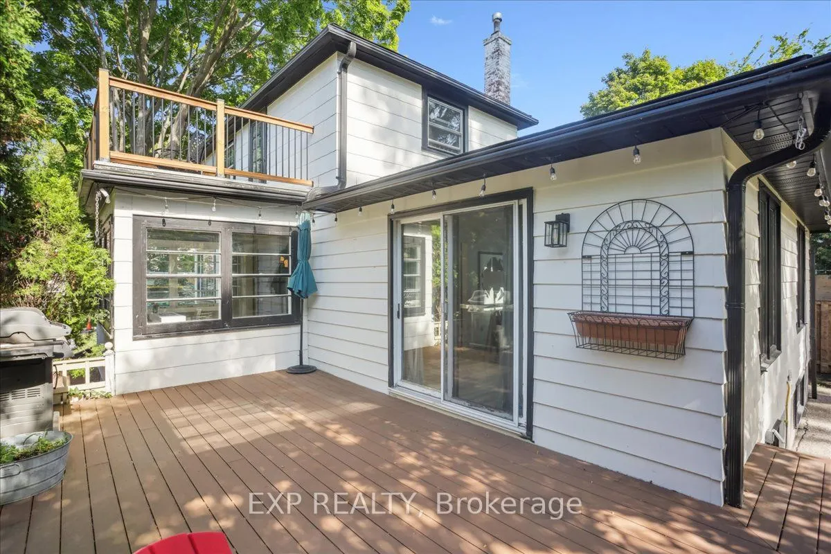 2058 Emerald Crescent