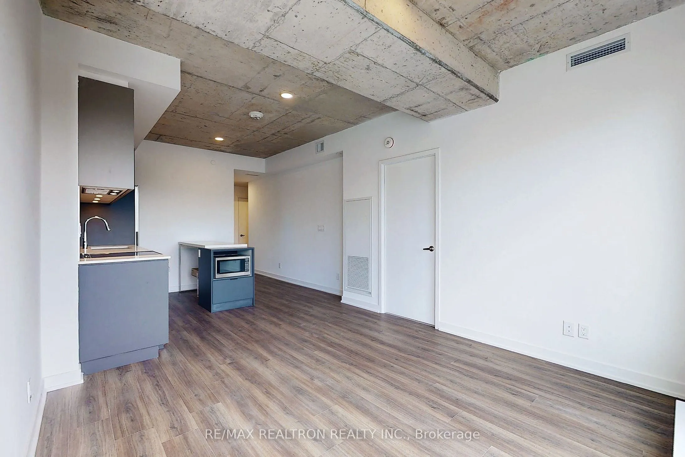 57 Brock Avenue, #406