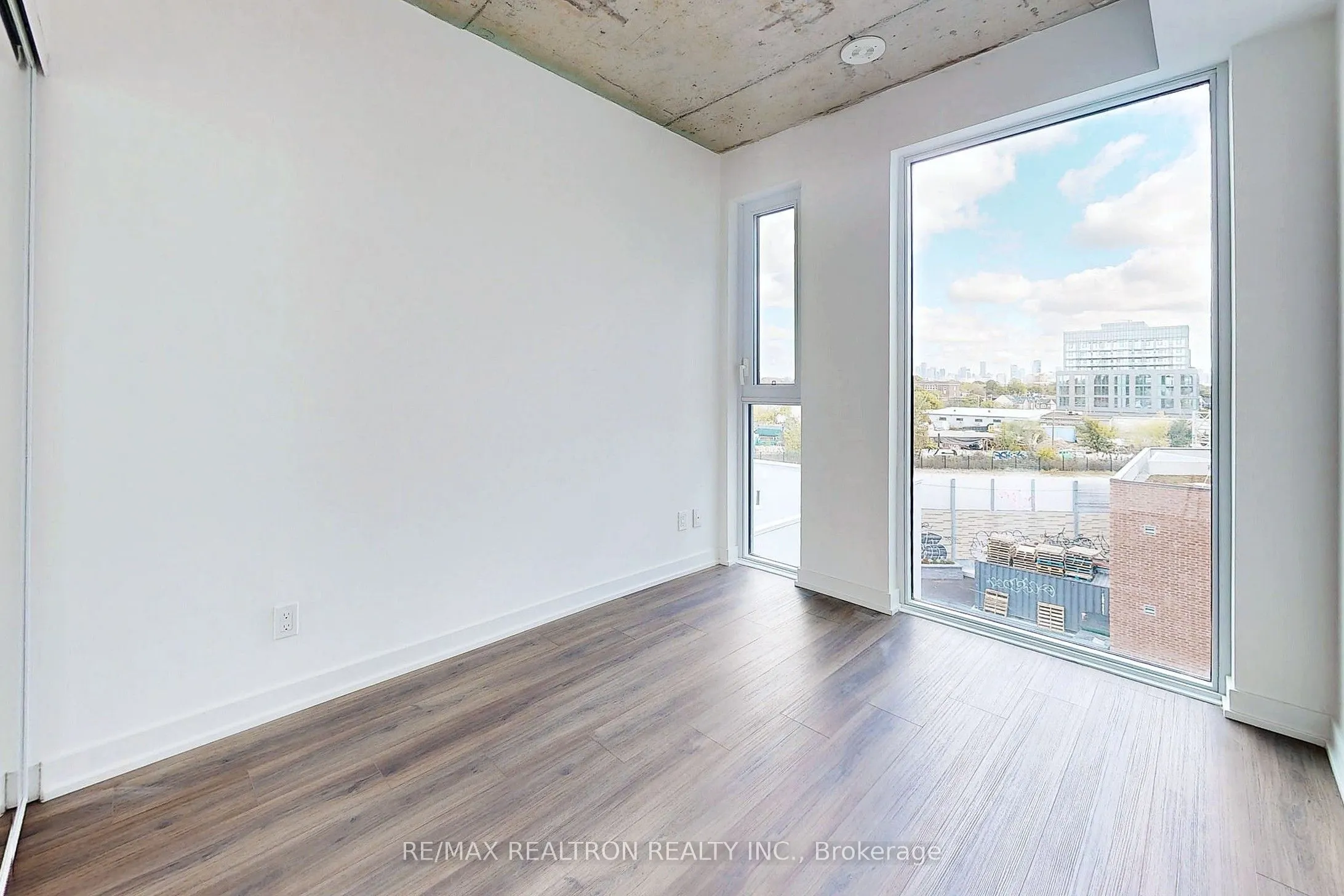 57 Brock Avenue, #406