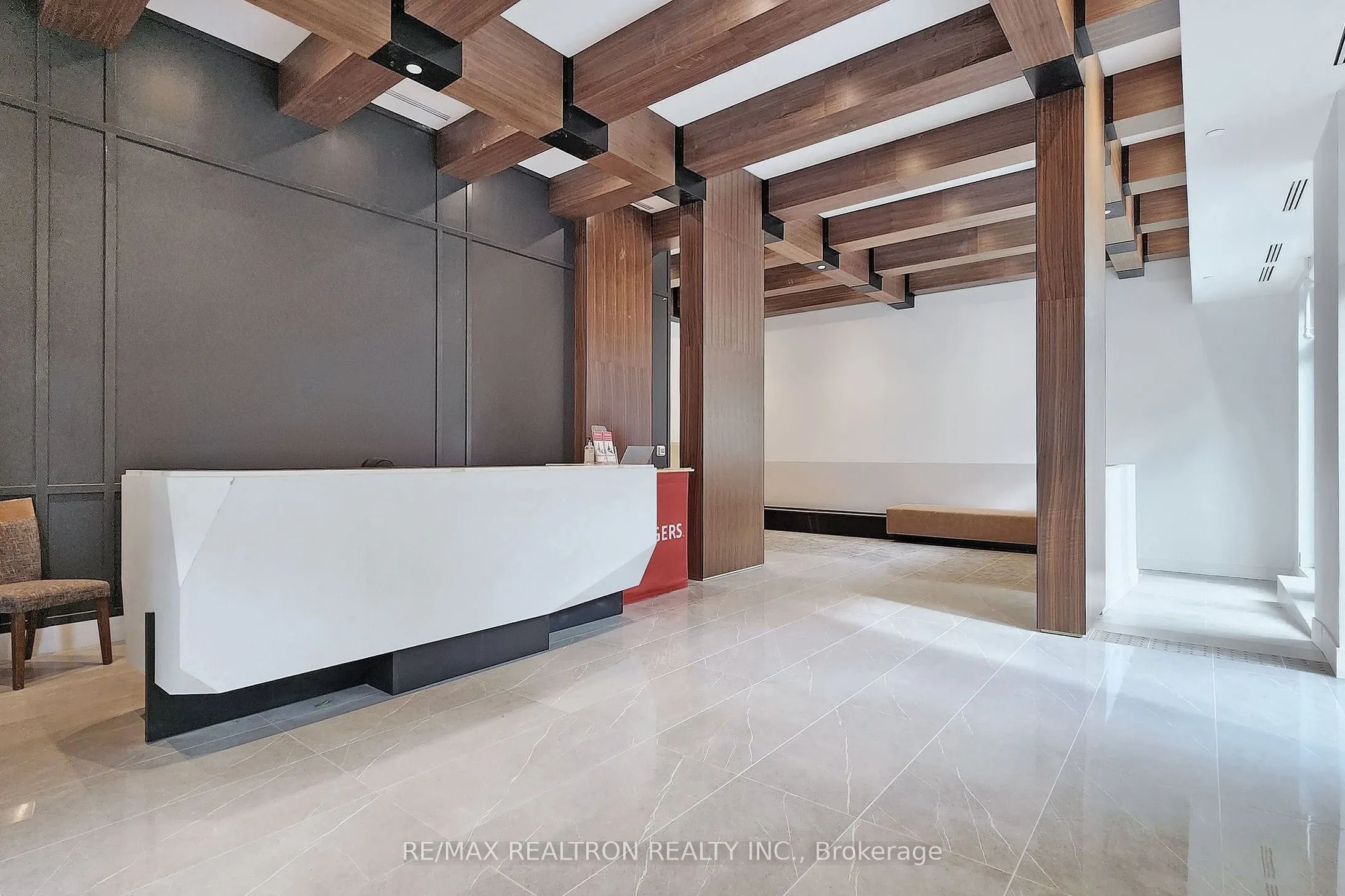 57 Brock Avenue, #406